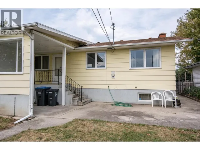 376 CONKLIN AVENUE, Penticton 4