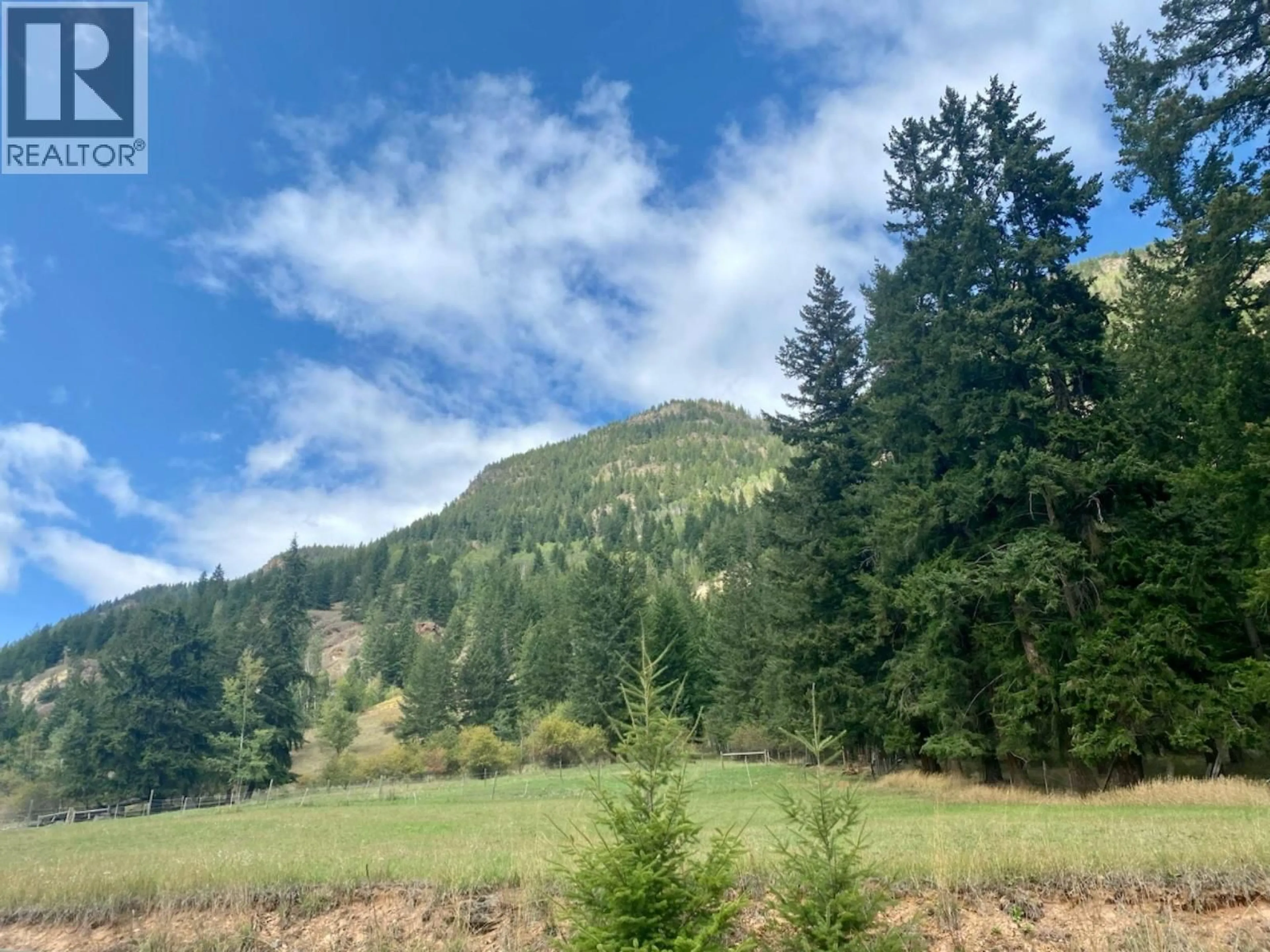 Blurry image for 400 AGATE BAY ROAD, Barriere British Columbia V0E2E0