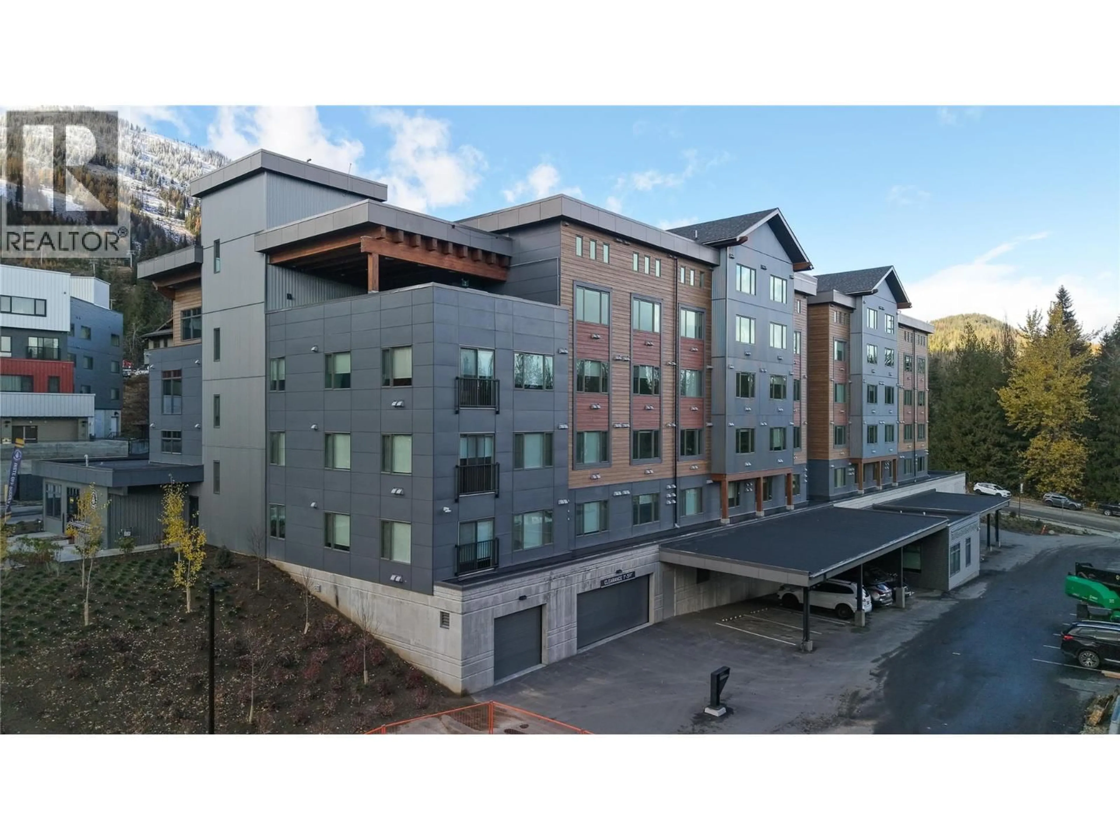 A pic from outside/outdoor area/front of a property/back of a property/a pic from drone, building for 318 - 4280 RED MOUNTAIN ROAD, Rossland British Columbia V0G1Y0
