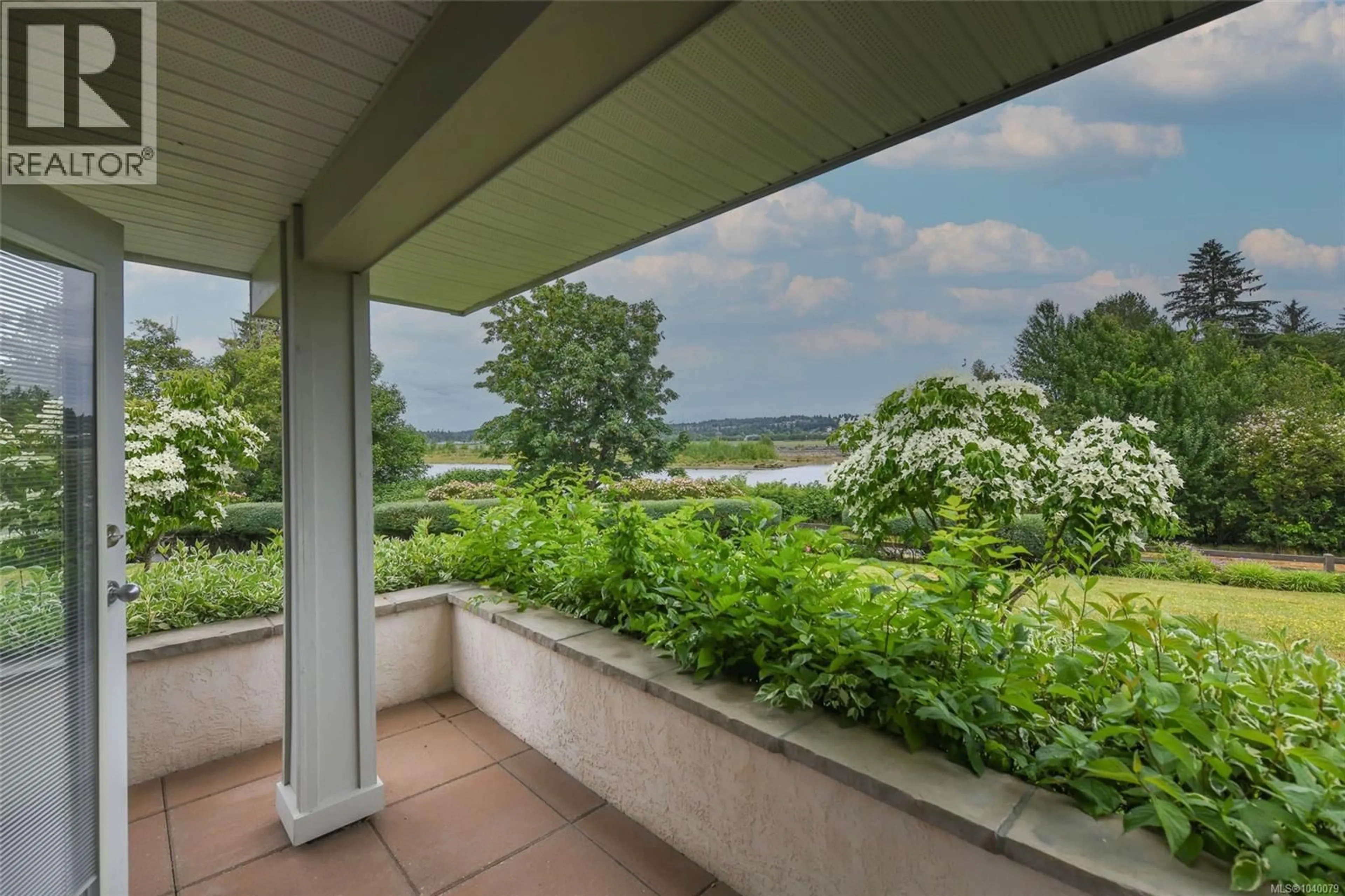 Patio, water/lake/river/ocean view for 14 - 111 20TH STREET, Courtenay British Columbia V9N8B1