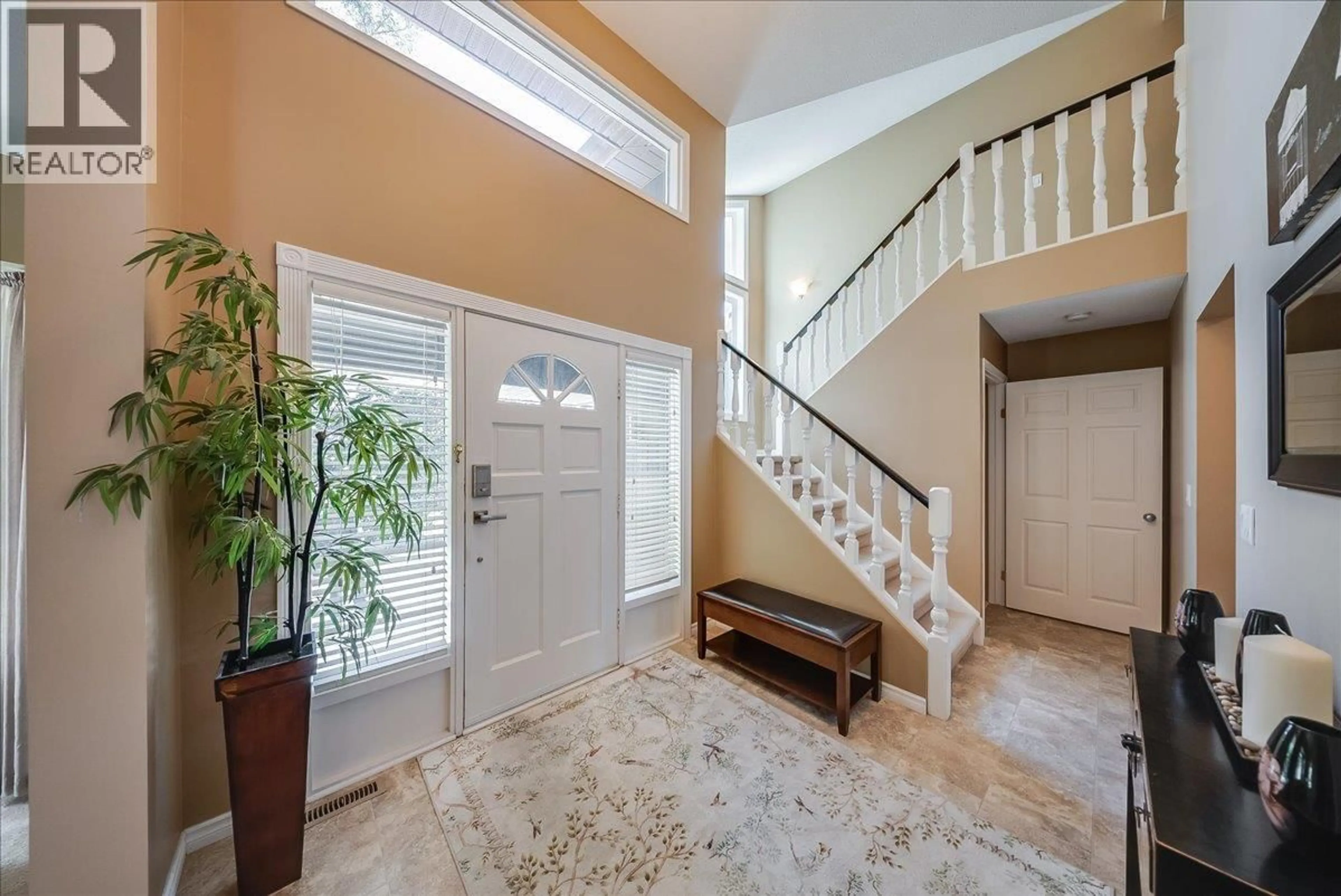 Indoor entryway for 3961 CARNATION DRIVE, Trail British Columbia V1R2X1
