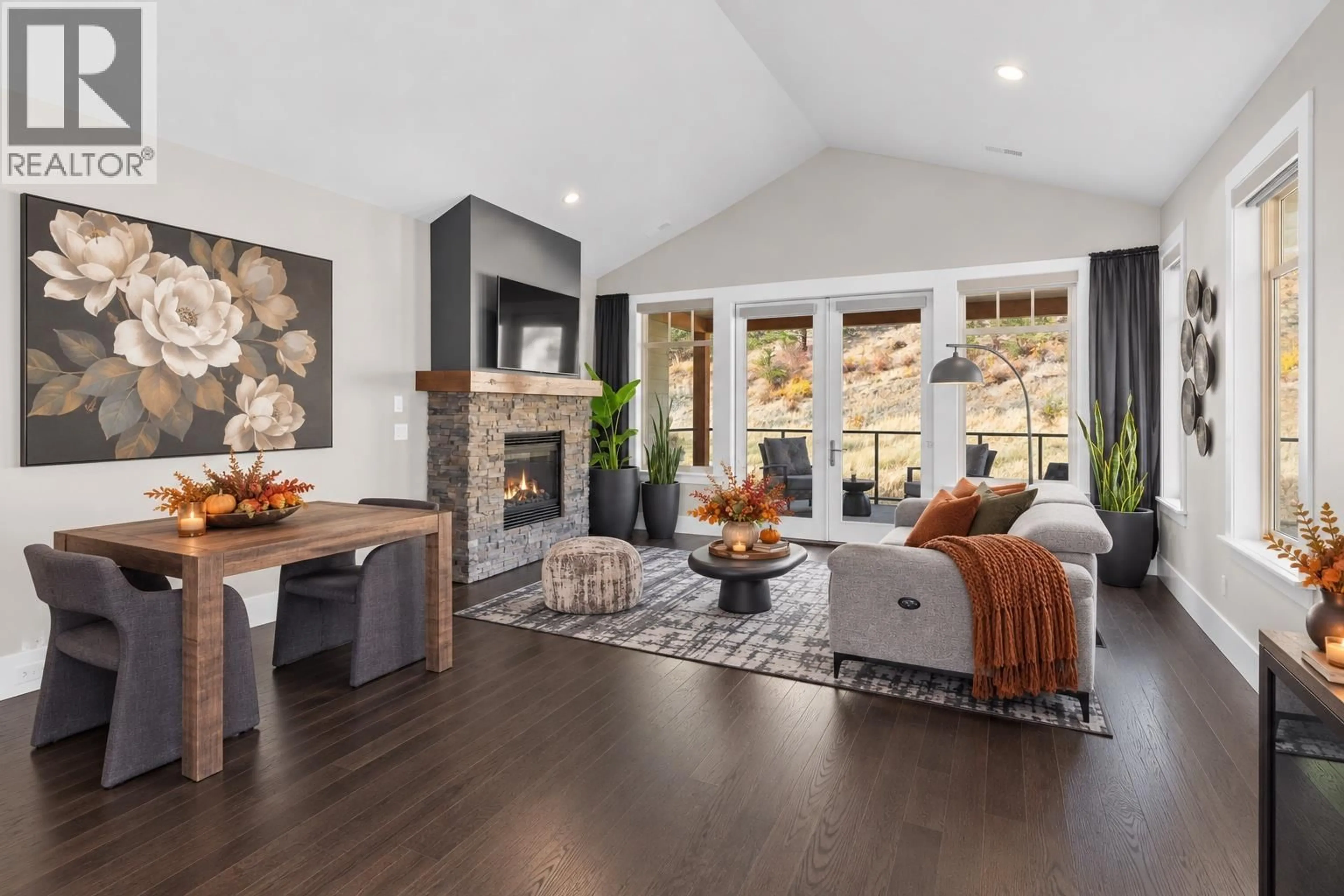 Unknown for 221 - 4000 REDSTONE CRESCENT, Peachland British Columbia V0H1X5