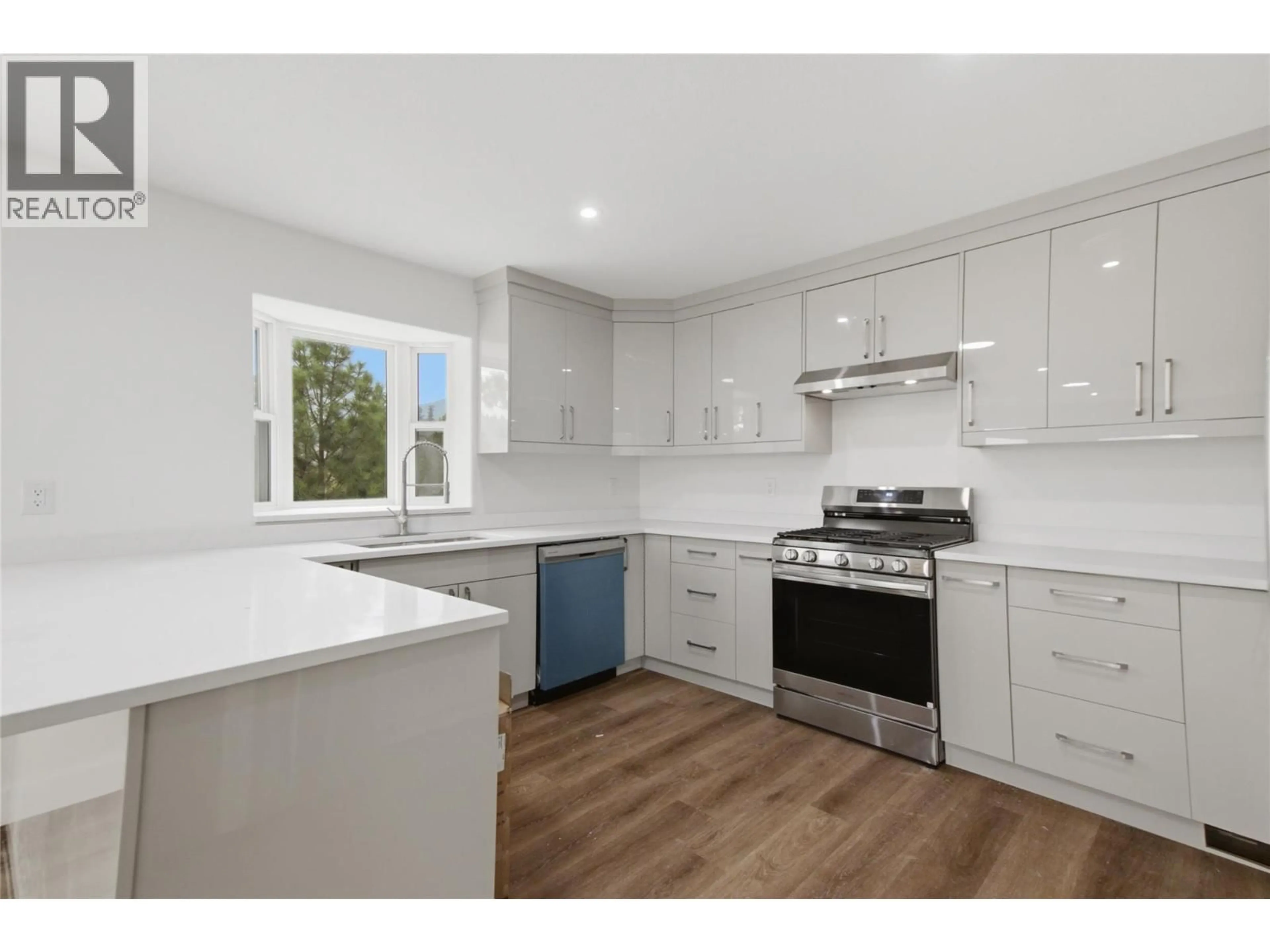 Standard kitchen, unknown for 7035 BLACKWELL ROAD, Kamloops British Columbia V2C6V8