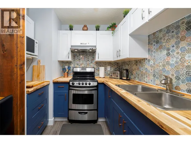 309 - 6375 WHISKEY JACK DRIVE, Big White 5