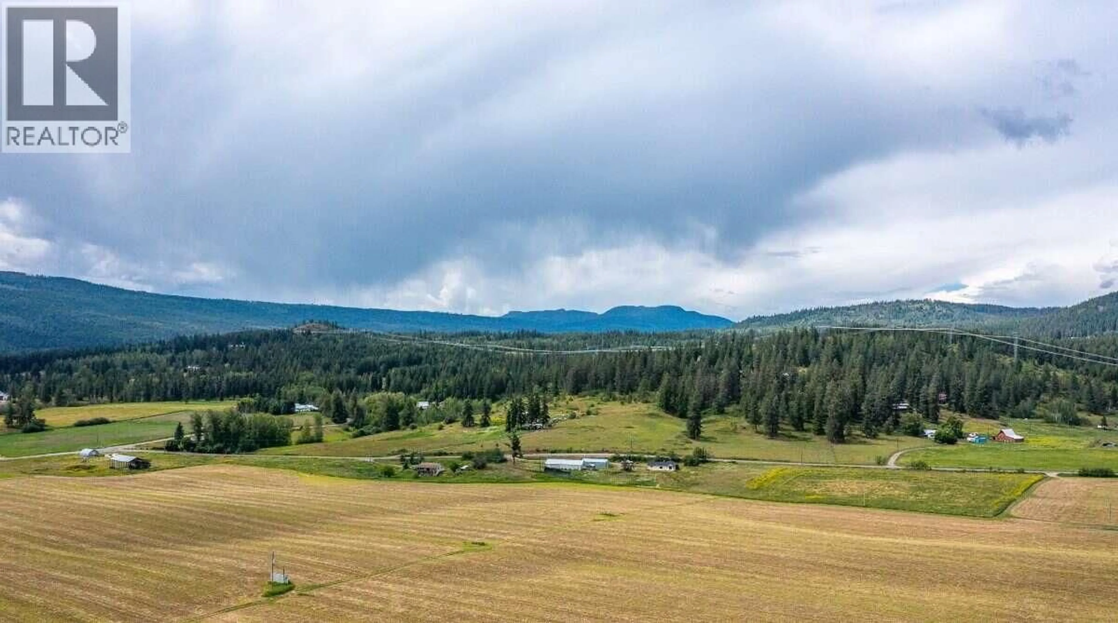 A pic from outside/outdoor area/front of a property/back of a property/a pic from drone, mountain view for 3575 CANYON ROAD, Spallumcheen British Columbia V0E1B4