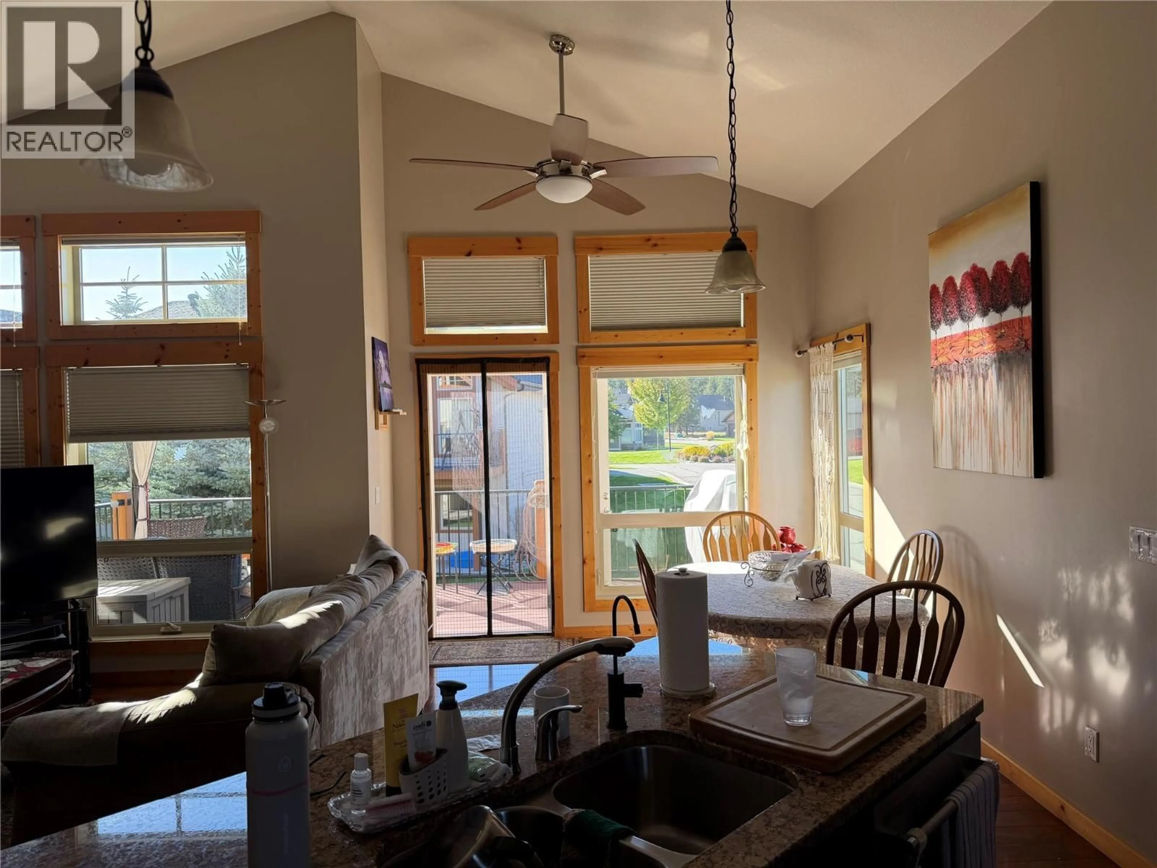 Open concept kitchen, unknown for 225 BOULDER CREEK OTHER NORTH, Cranbrook British Columbia V1C0B4
