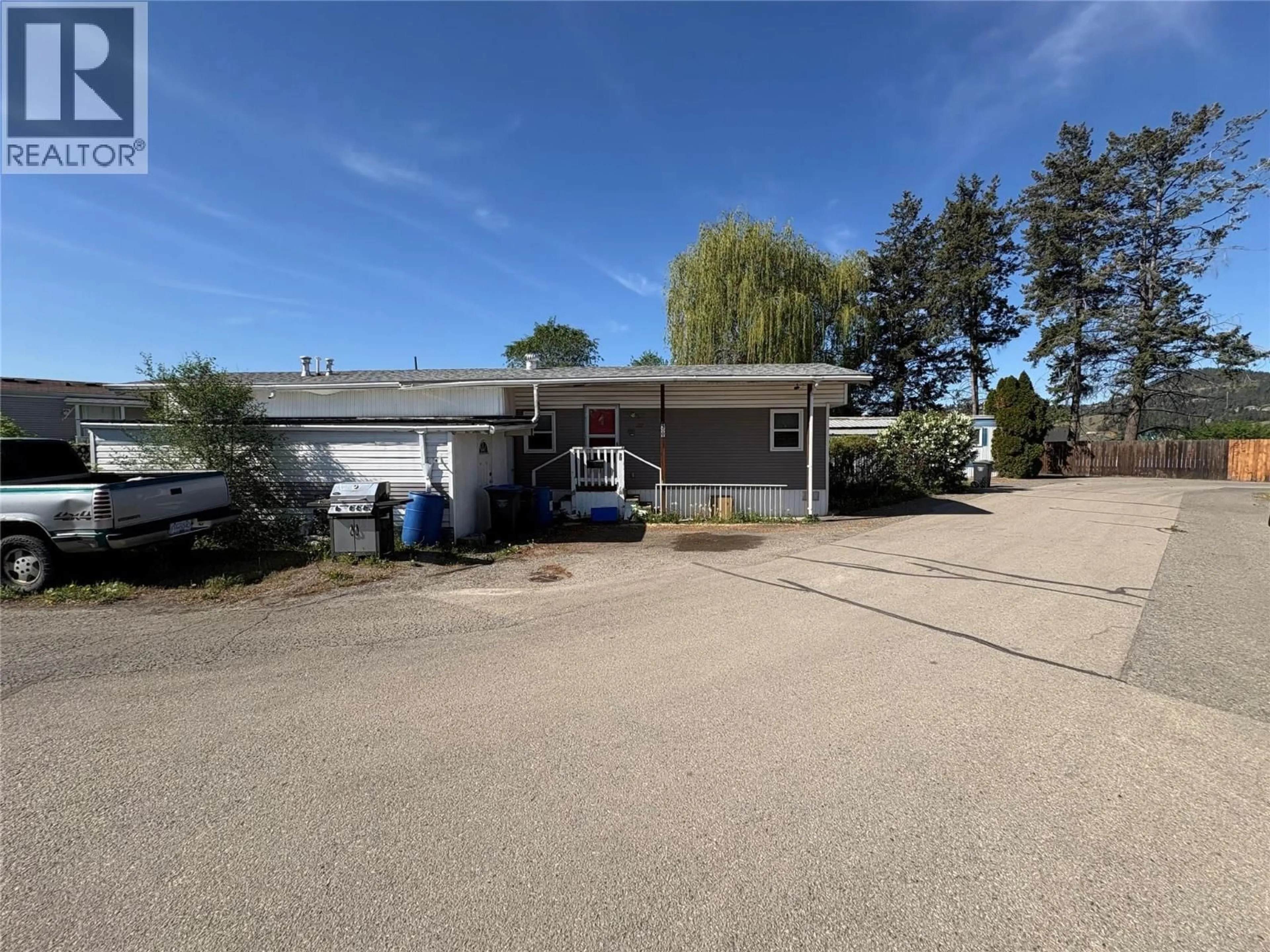 A pic from outside/outdoor area/front of a property/back of a property/a pic from drone, unknown for 30 - 1132 FINDLAY ROAD, Kelowna British Columbia V1X5A8