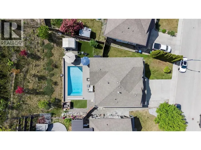 1673 KLOPPENBURG ROAD, Kelowna 2