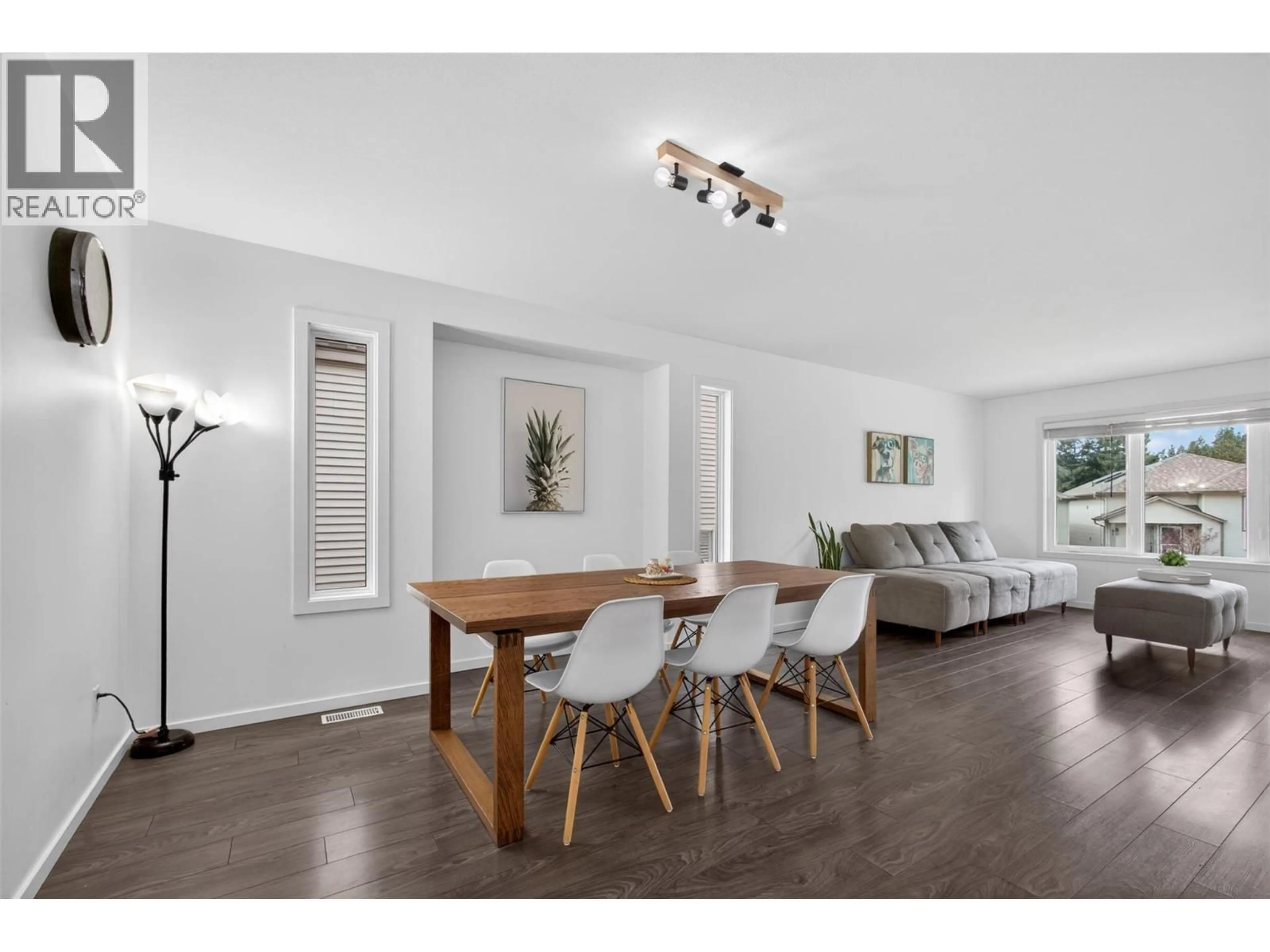 Dining room, wood/laminate floor for 35 - 2210 HORIZON DRIVE, West Kelowna British Columbia V1Z3L4