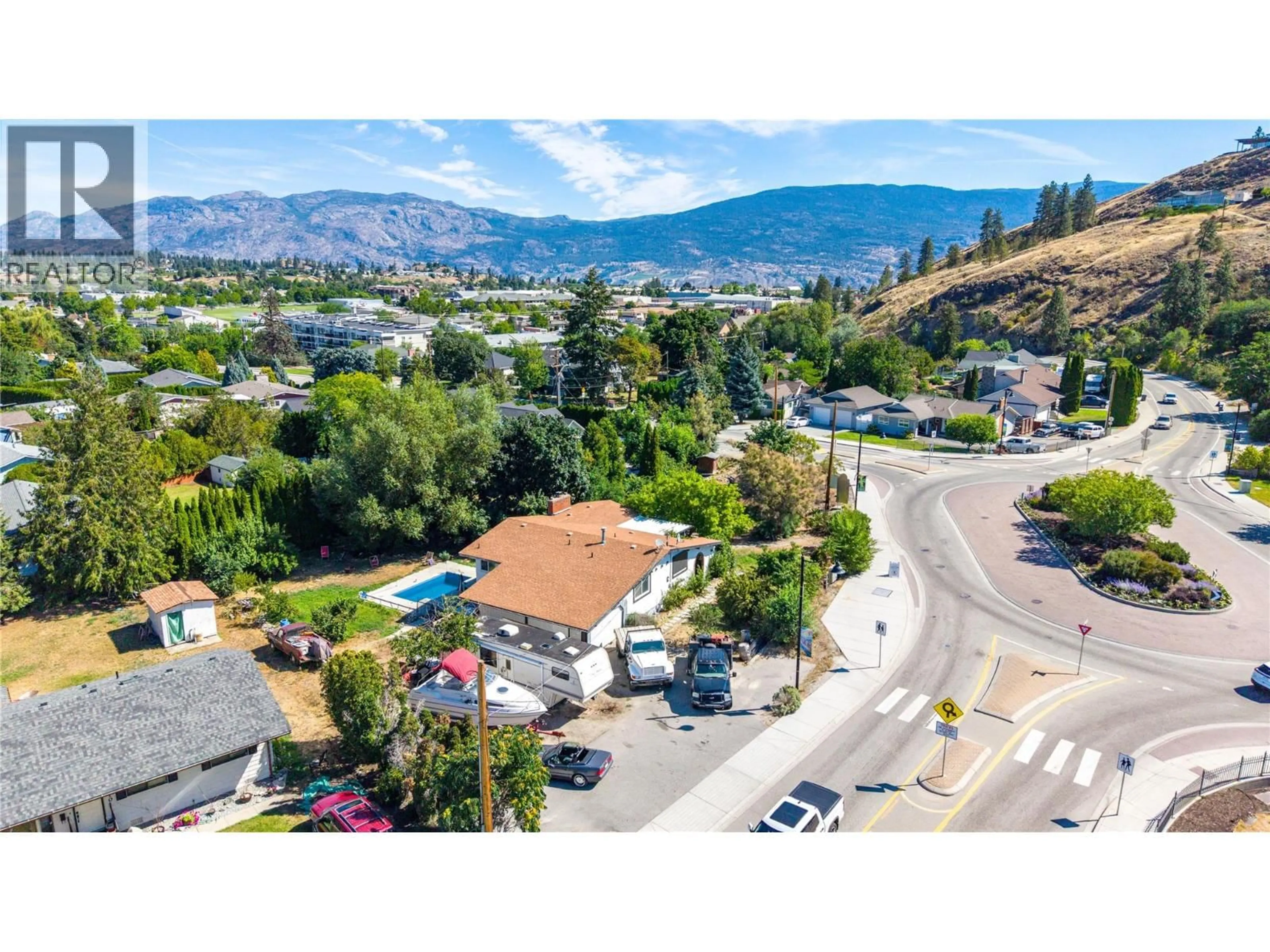 A pic from outside/outdoor area/front of a property/back of a property/a pic from drone, mountain view for 10108 PRAIRIE VALLEY ROAD, Summerland British Columbia V0H1Z0