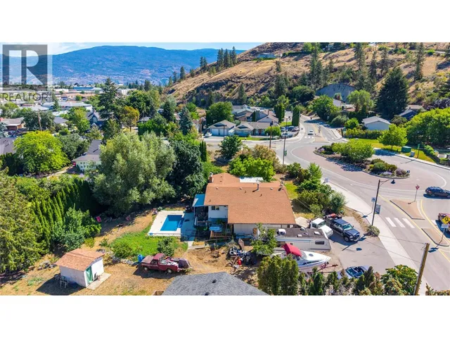 10108 PRAIRIE VALLEY ROAD, Summerland 3