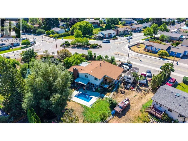 10108 PRAIRIE VALLEY ROAD, Summerland 4