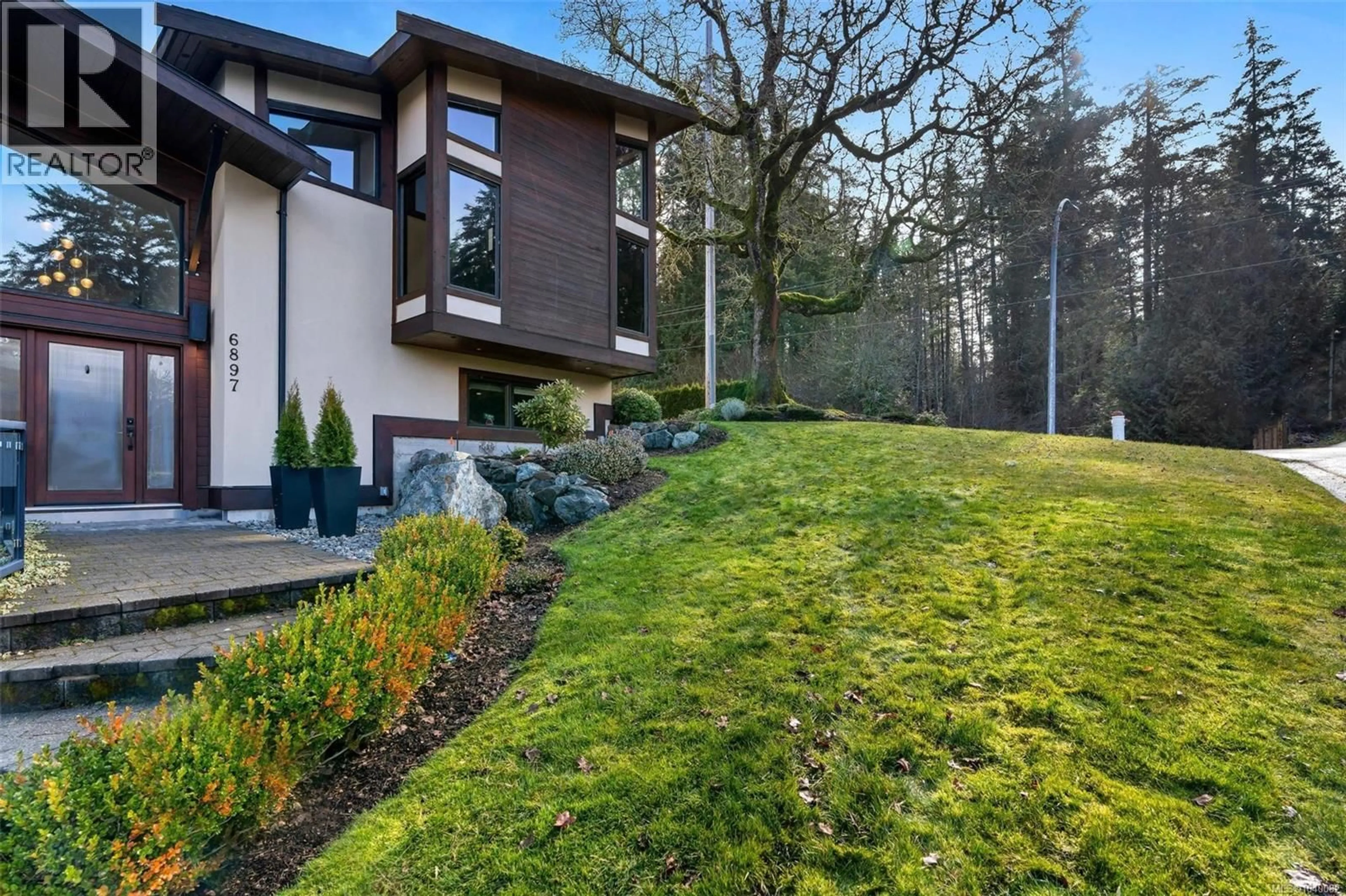 Unknown for 6897 MCKENNA COURT, Central Saanich British Columbia V8M1J2