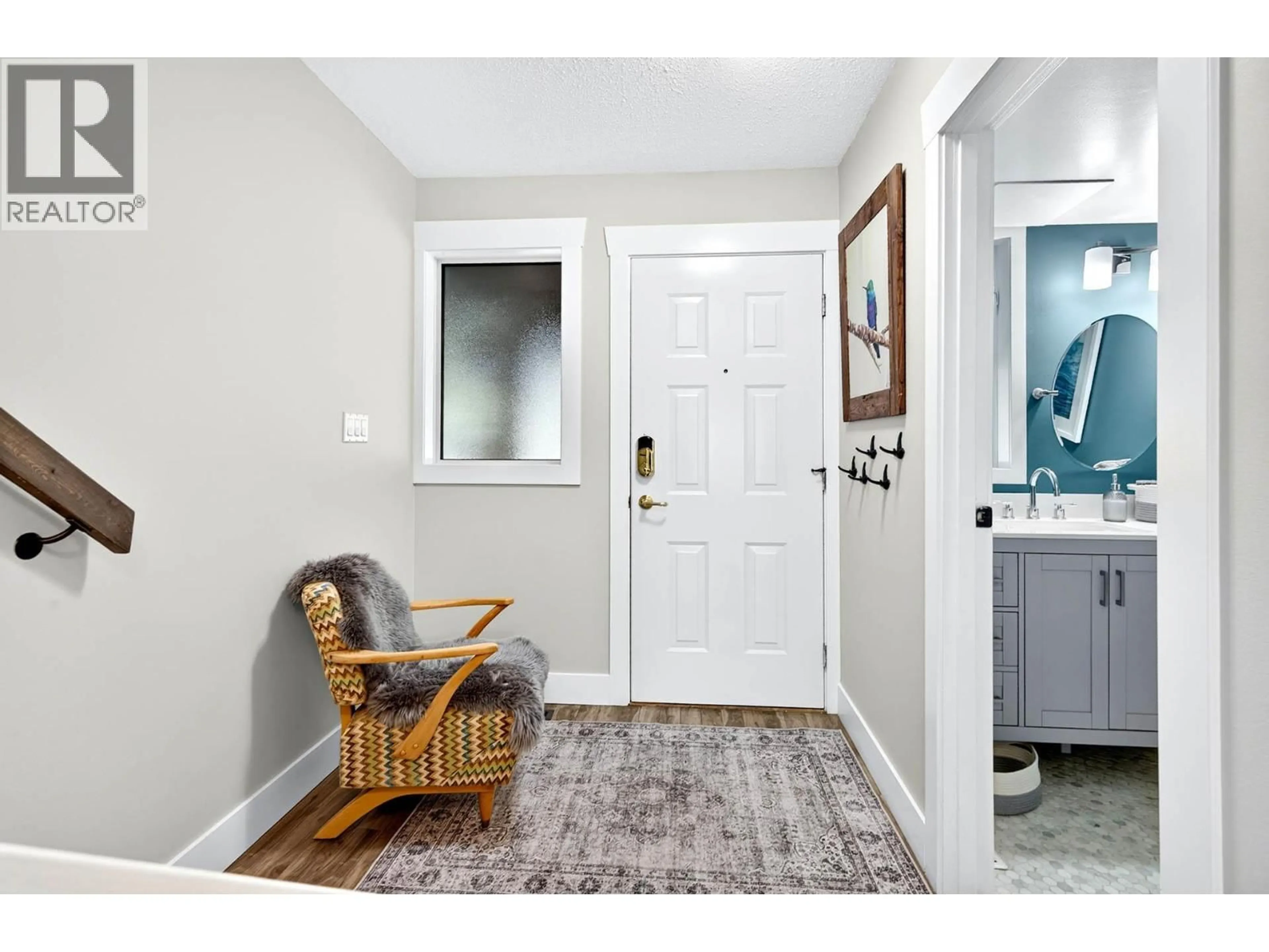 Indoor entryway for 22 - 249 KITCHENER CRESCENT, Kamloops British Columbia V2B1B9