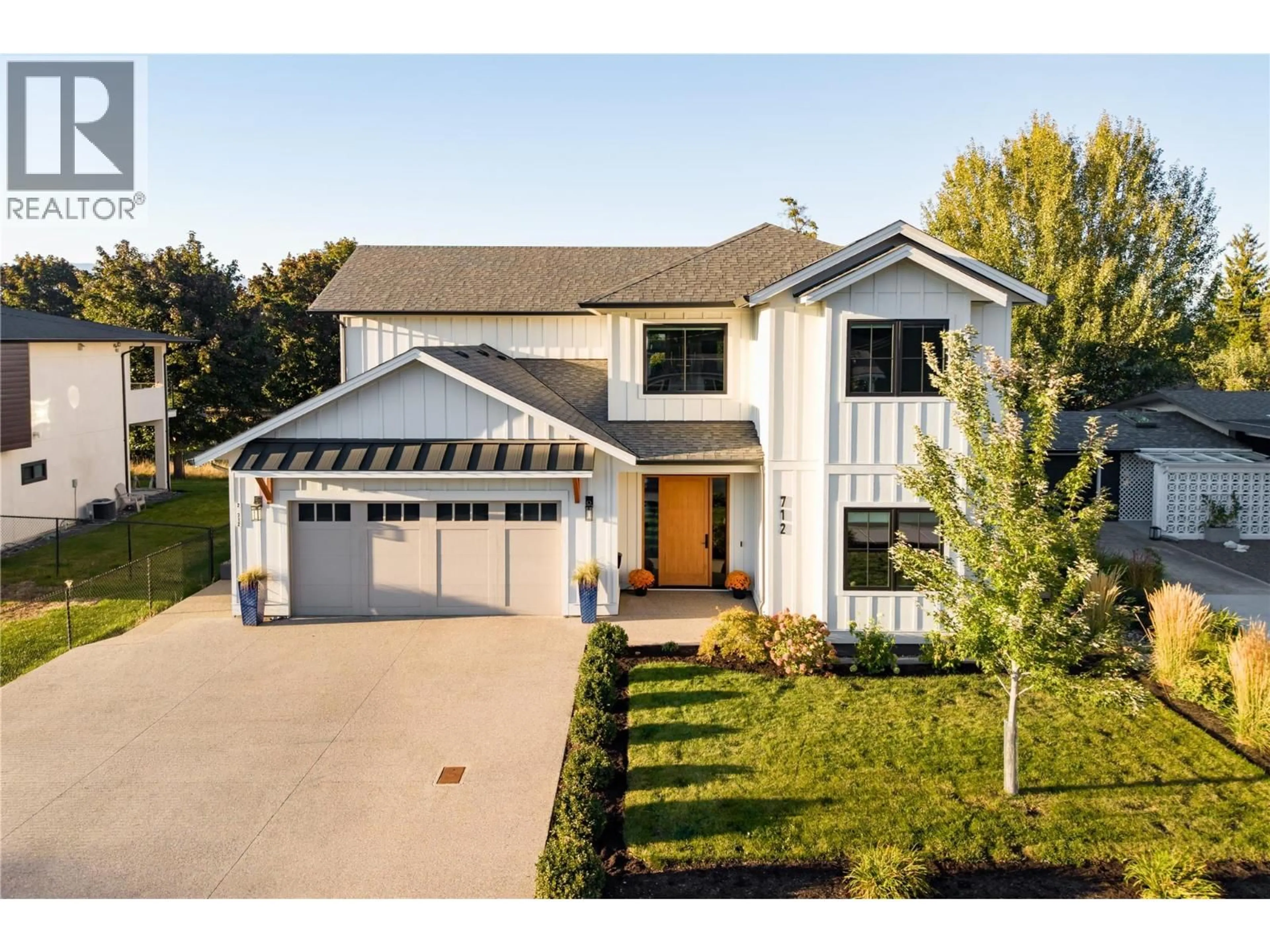 Unknown for 712 HAZELL ROAD, Kelowna British Columbia V1W1R3