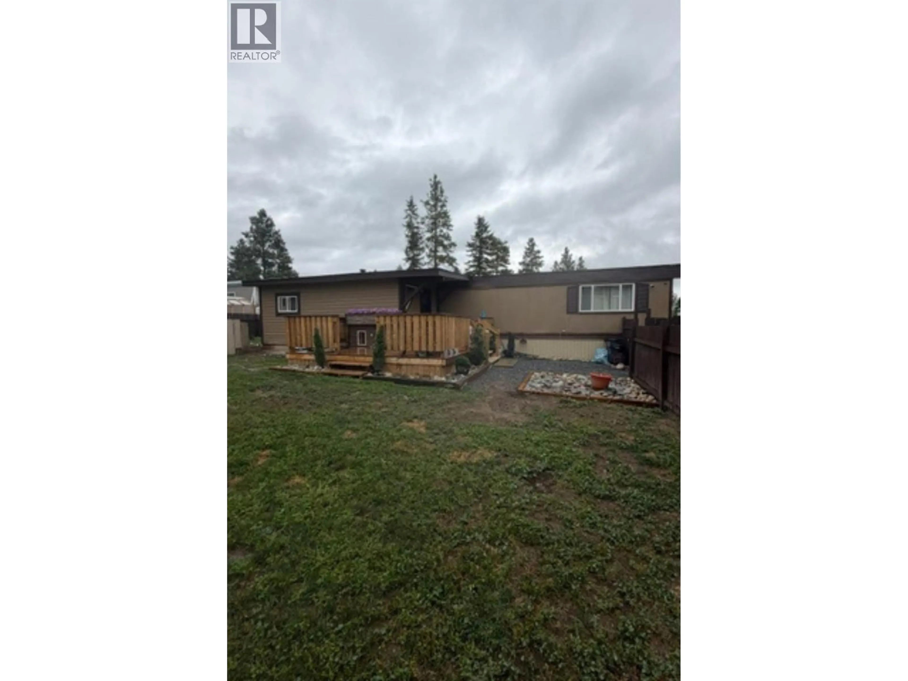 A pic from outside/outdoor area/front of a property/back of a property/a pic from drone, unknown for 86 - 4086 STANDARD HILL ROAD, Cranbrook British Columbia V1C7H6