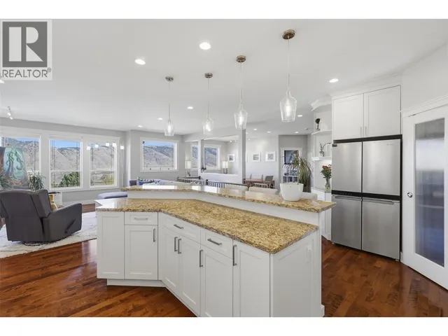 1933 GALORE CRESCENT, Kamloops 5