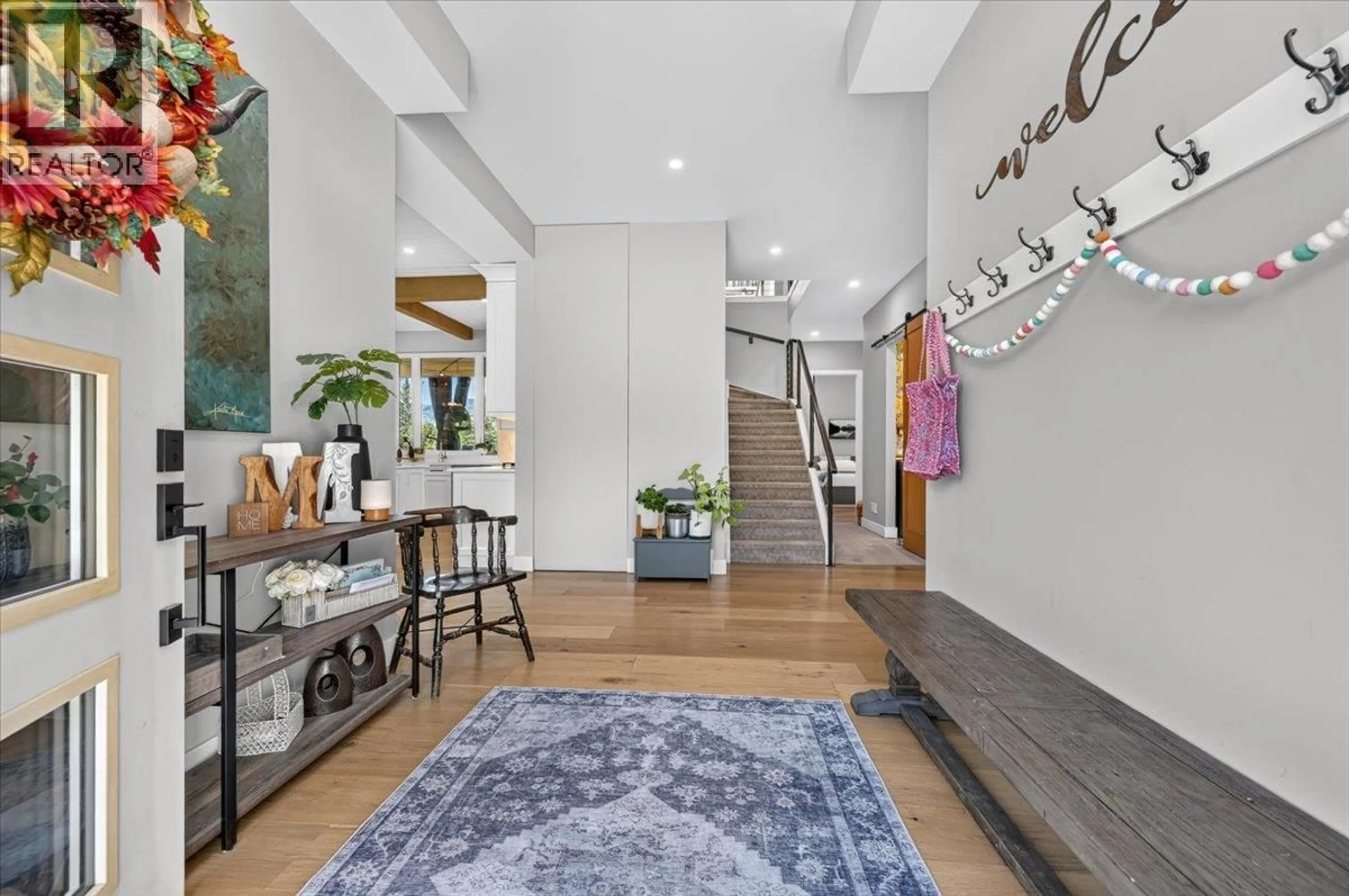 Indoor entryway for 4909 93/95 HIGHWAY, Fairmont Hot Springs British Columbia V0B1L1