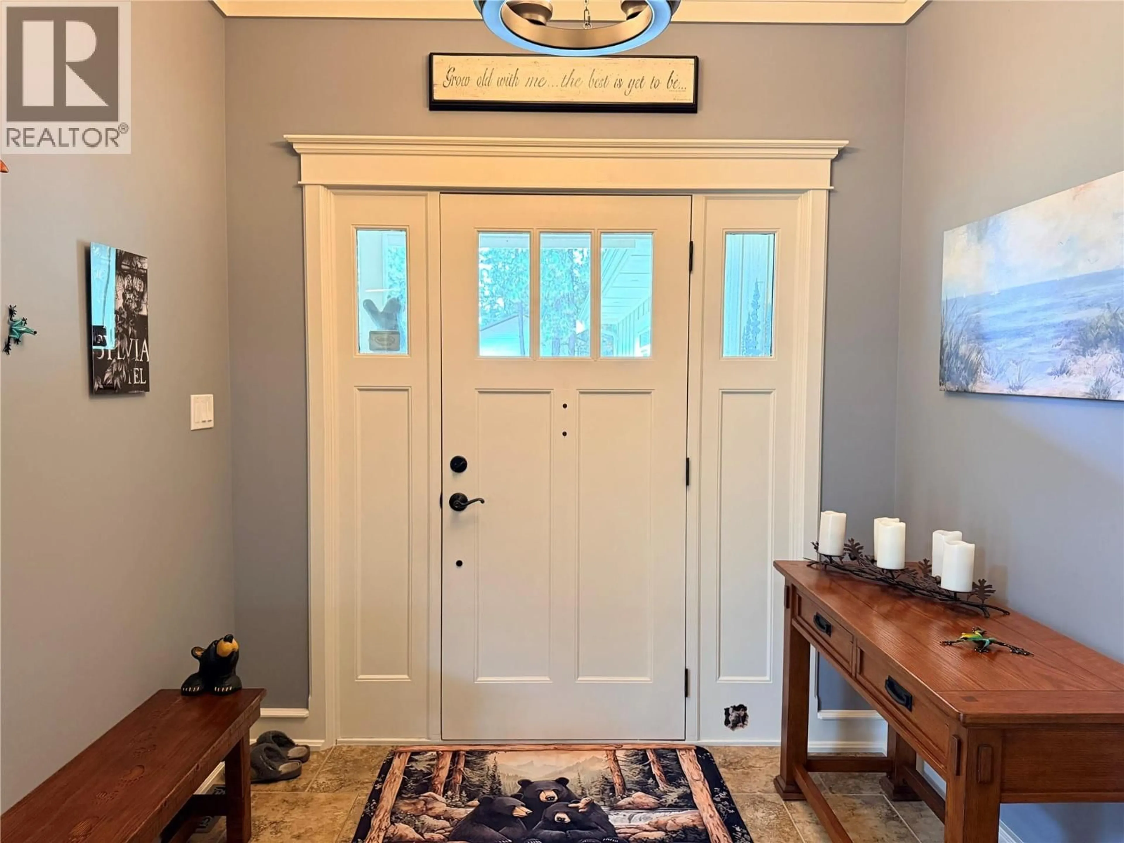 Indoor entryway for 190 1ST AVENUE, Christina Lake British Columbia V0H1E0