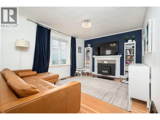 2605 27 STREET, Vernon 2
