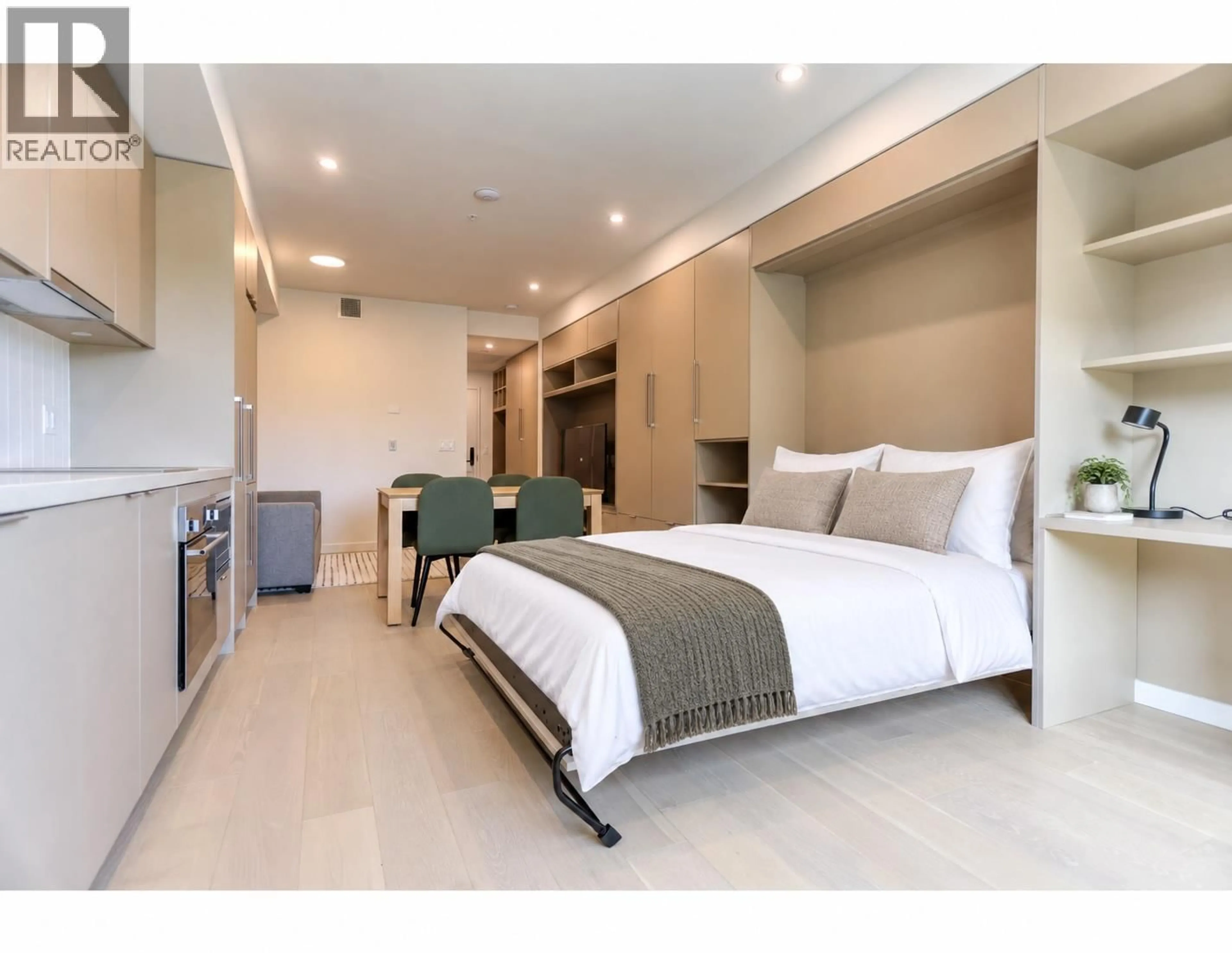 Bedroom with bed, unknown for 223 - 4280 RED MOUNTAIN ROAD, Rossland British Columbia V0G1Y0