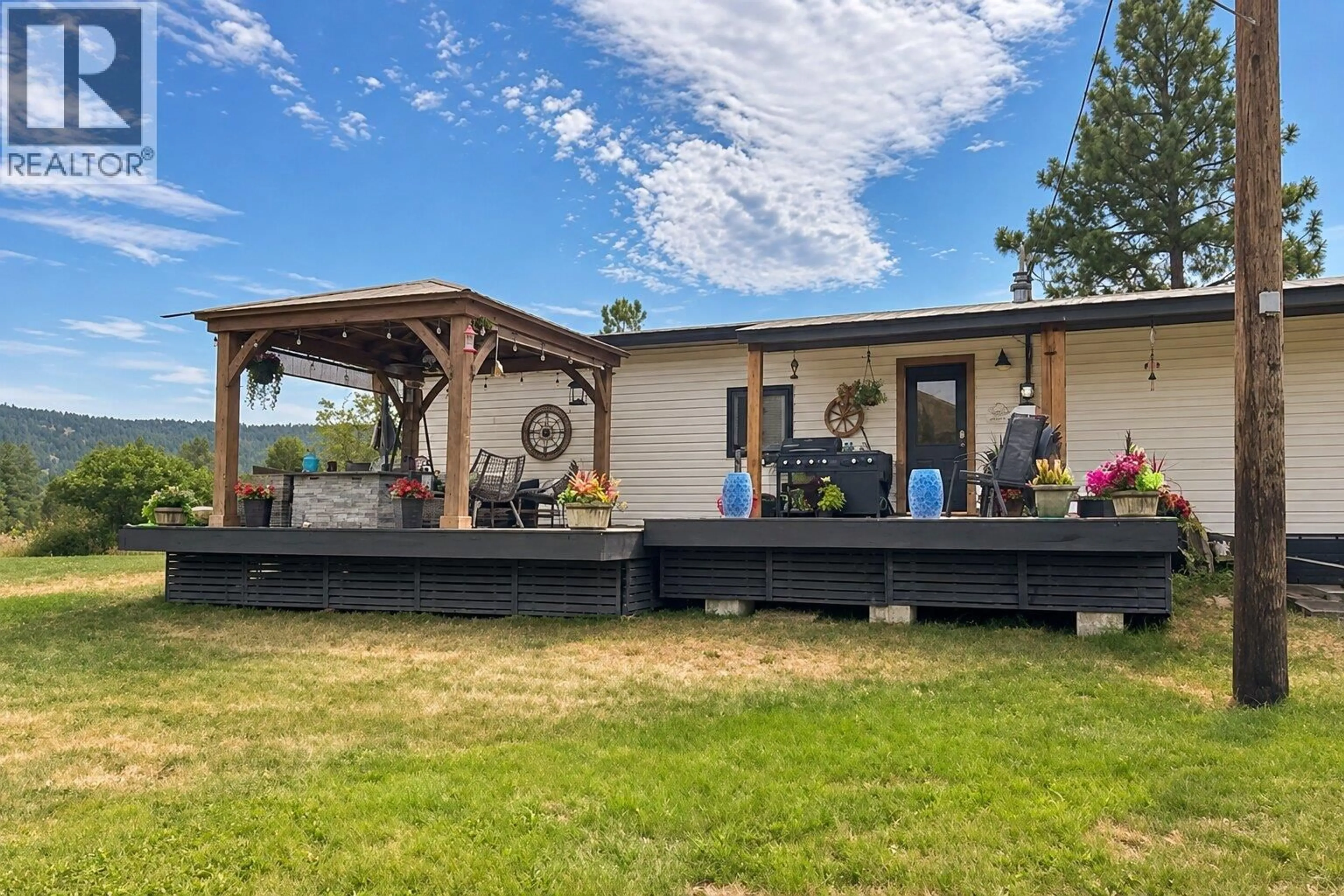 Patio, unknown for 357 OLD HEDLEY ROAD, Princeton British Columbia V0X1W0