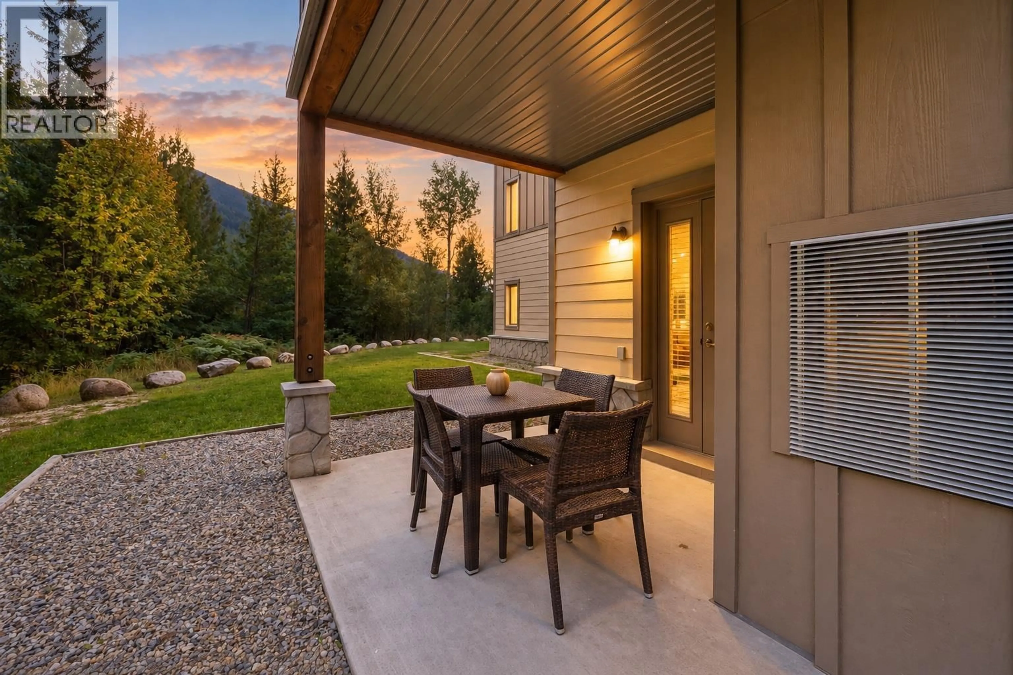 Patio, mountain view for 216 - 16310 WOOLGAR ROAD, Crawford Bay British Columbia V0B1E0
