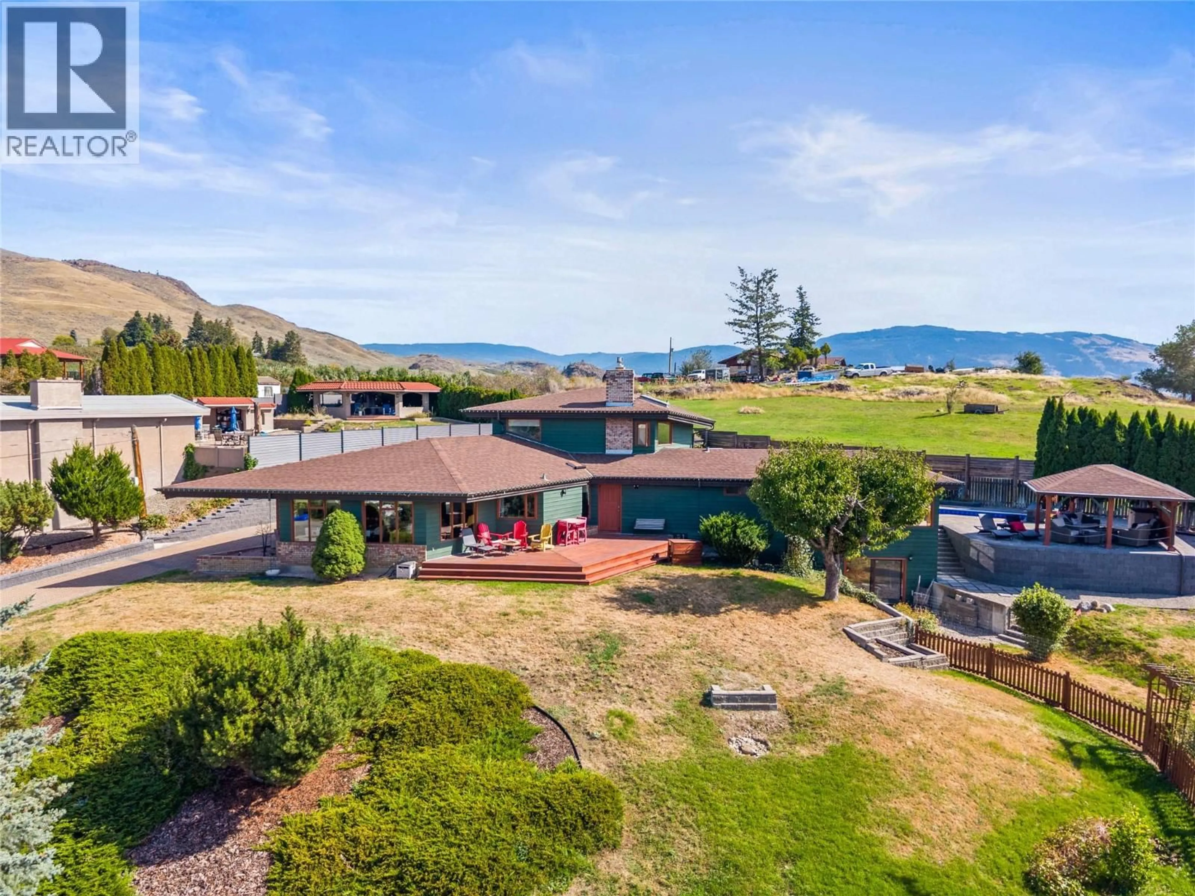 A pic from outside/outdoor area/front of a property/back of a property/a pic from drone, water/lake/river/ocean view for 3047 SUNNYVIEW ROAD, Vernon British Columbia V1H1B5