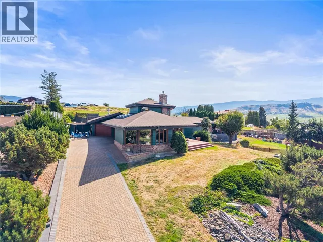 3047 SUNNYVIEW ROAD, Vernon 5