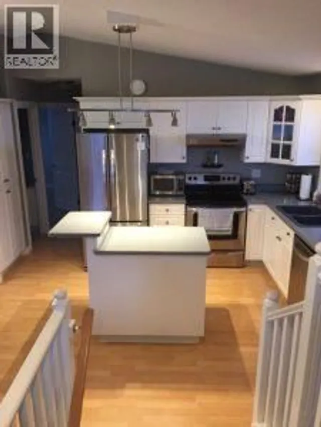 10717 CYPRUS COURT, Dawson Creek 3