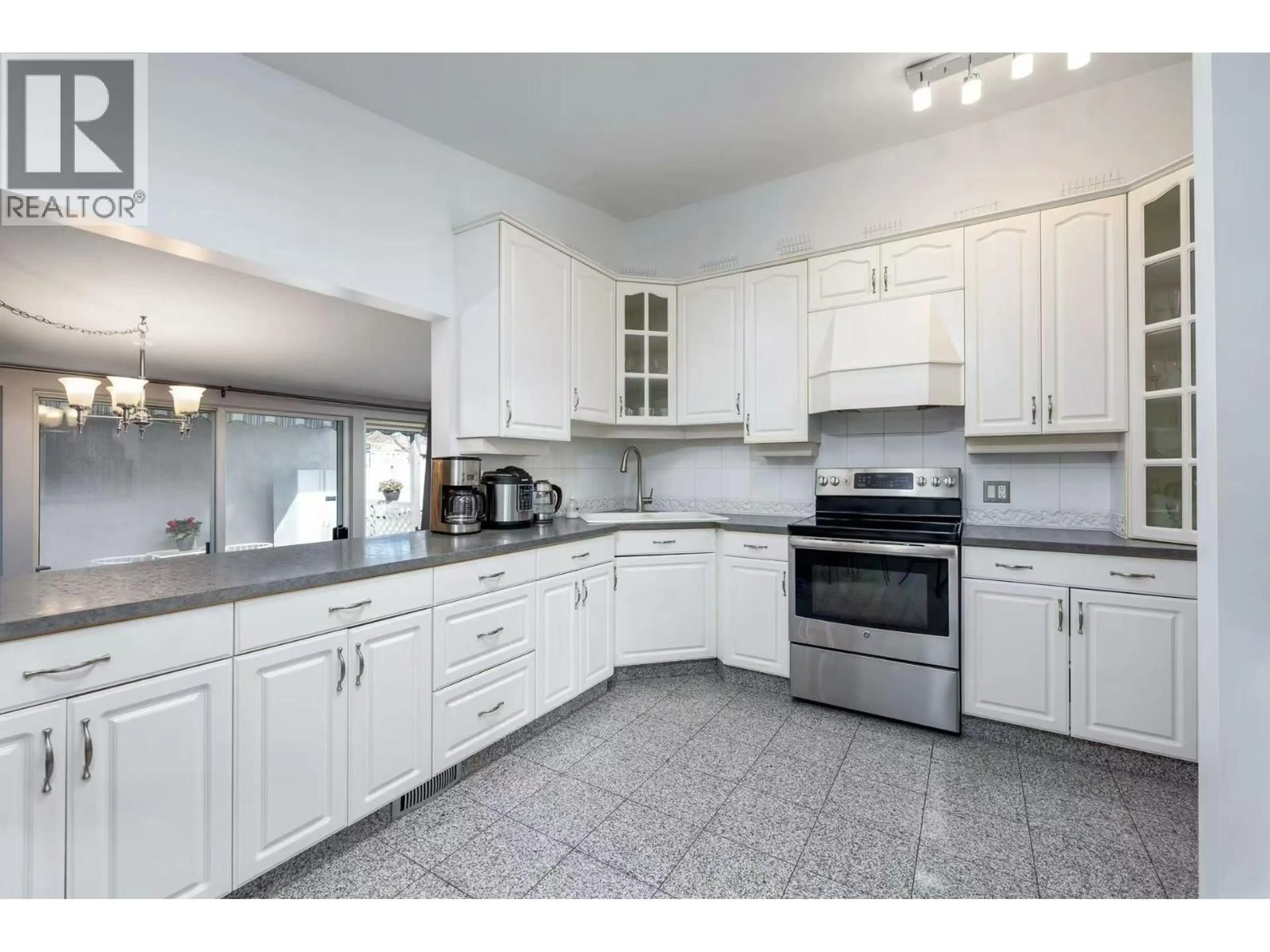 Unknown for 1201 KELGLEN CRESCENT, Kelowna British Columbia V1Y6K4