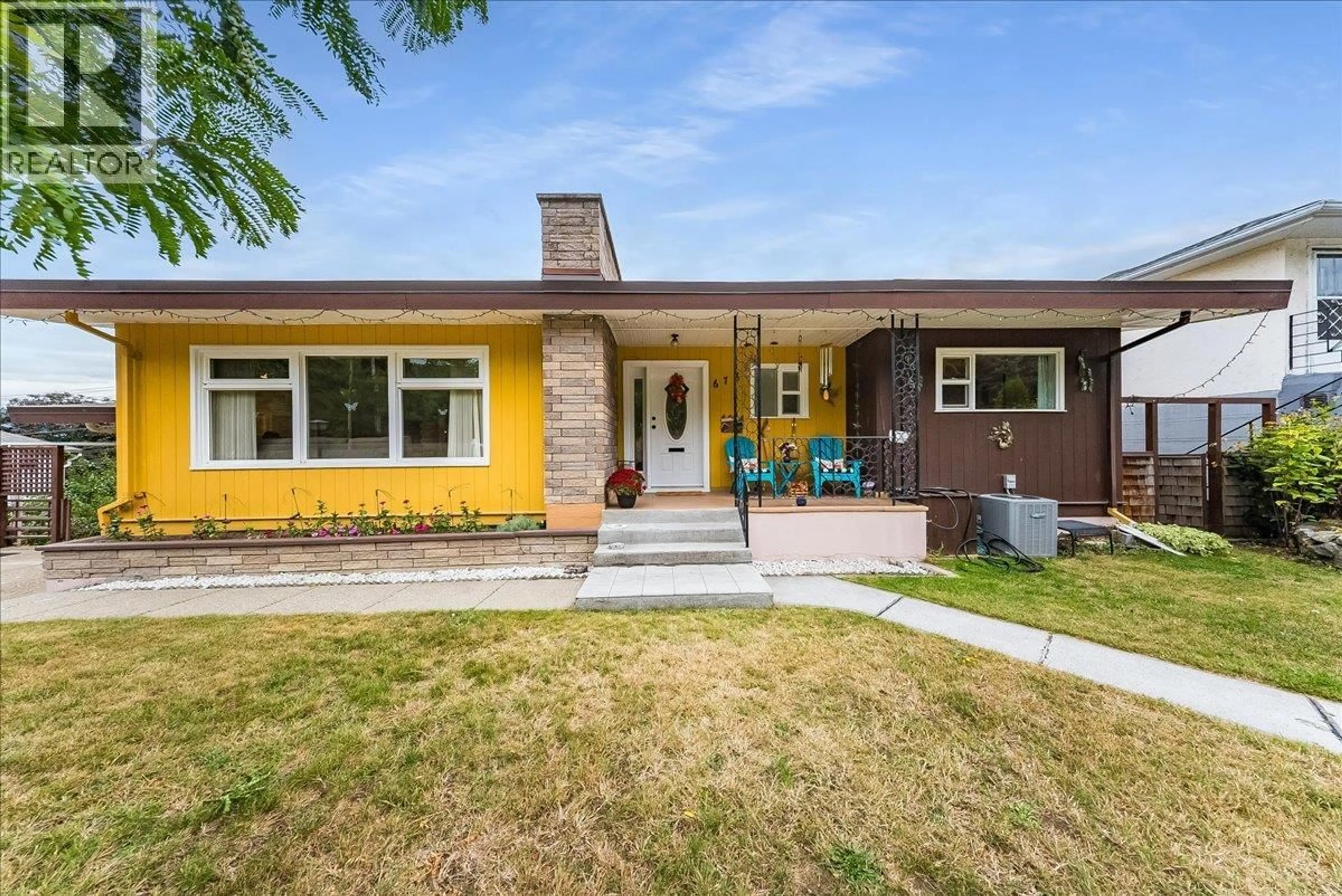 Home with brick exterior material, street for 678 SCHOFIELD HIGHWAY, Warfield British Columbia V1R2G8