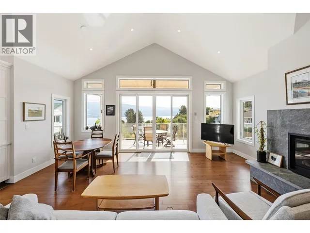 5880 HESPELER ROAD, Summerland 5