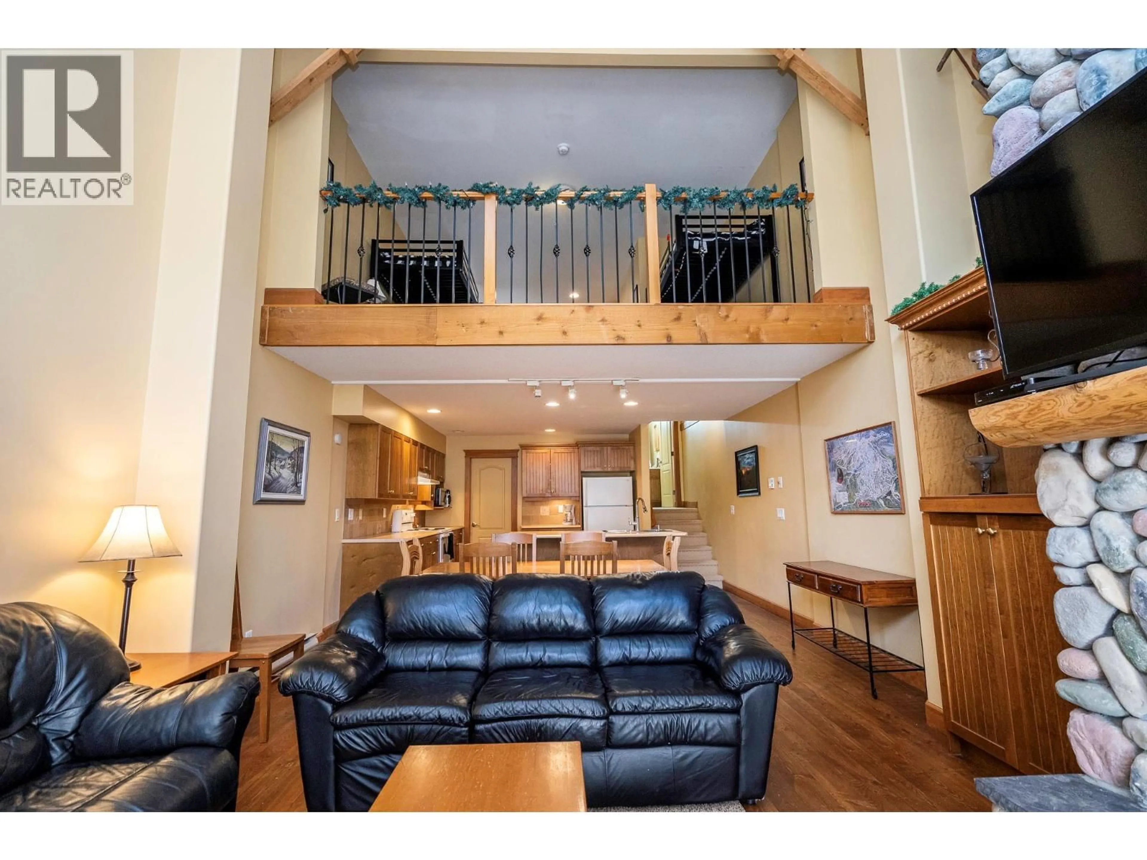 Home theater for 27 - 7640 PORCUPINE ROAD, Big White British Columbia V1P1P3