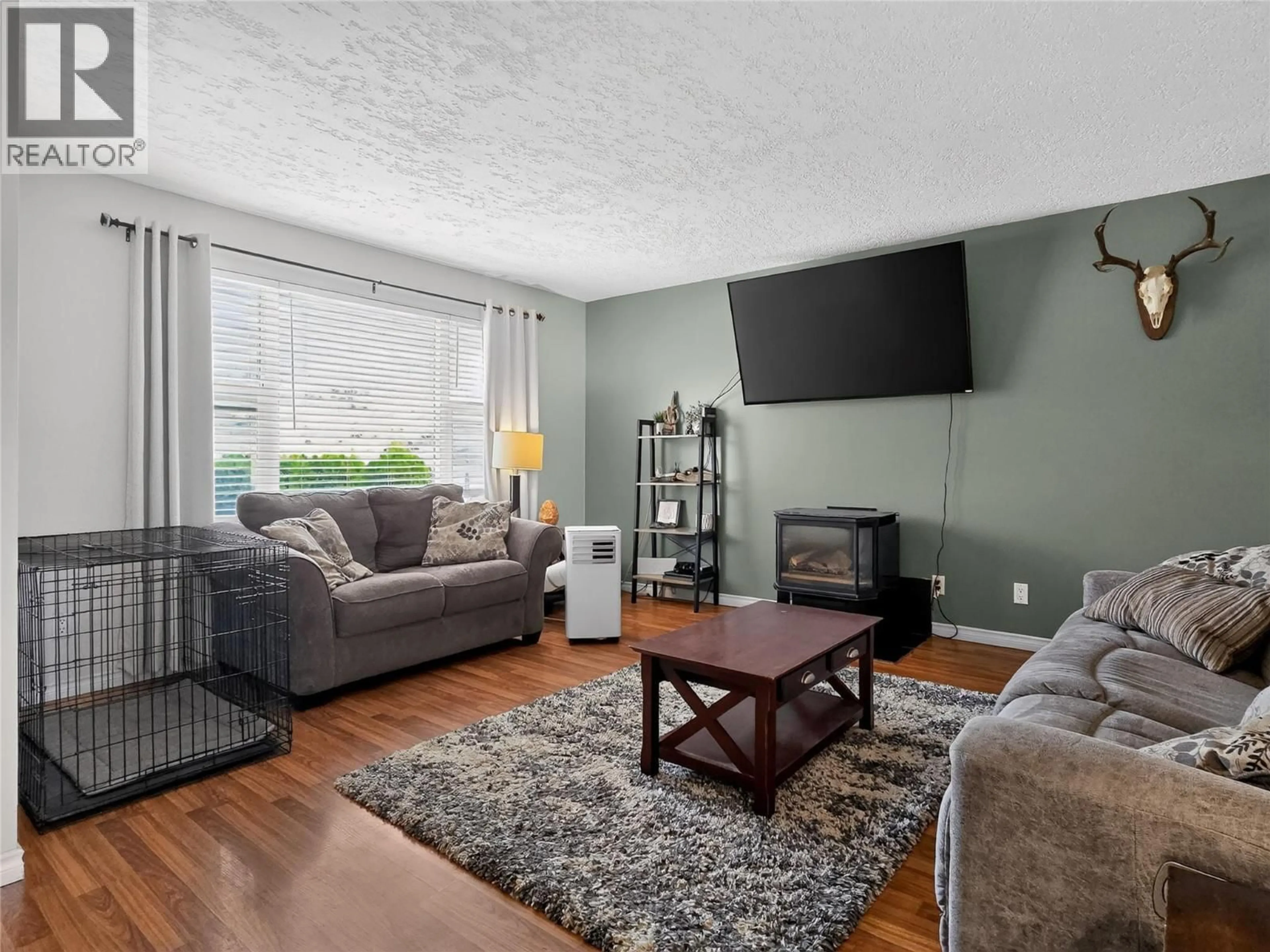 Living room with furniture, unknown for 202 CORNWALL PLACE, Ashcroft British Columbia V0K1A0