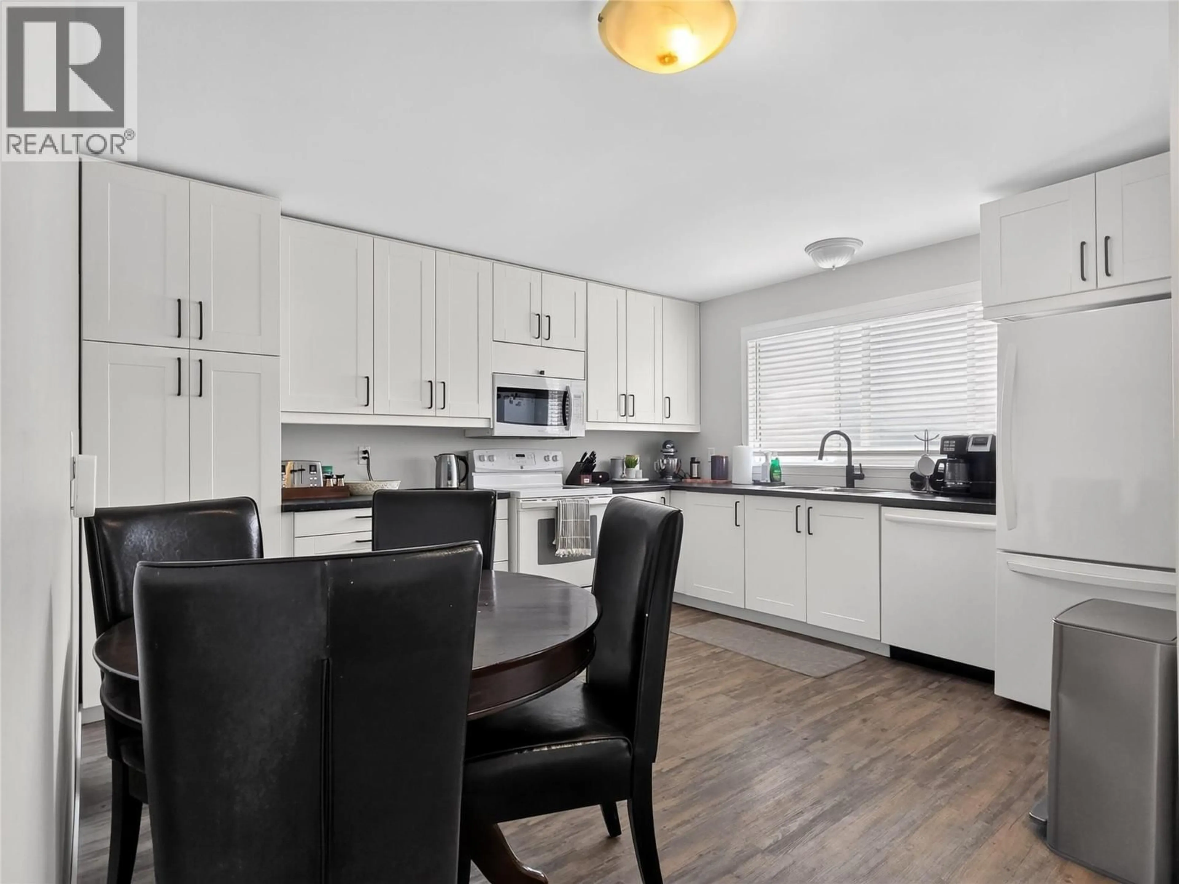 Open concept kitchen, unknown for 202 CORNWALL PLACE, Ashcroft British Columbia V0K1A0