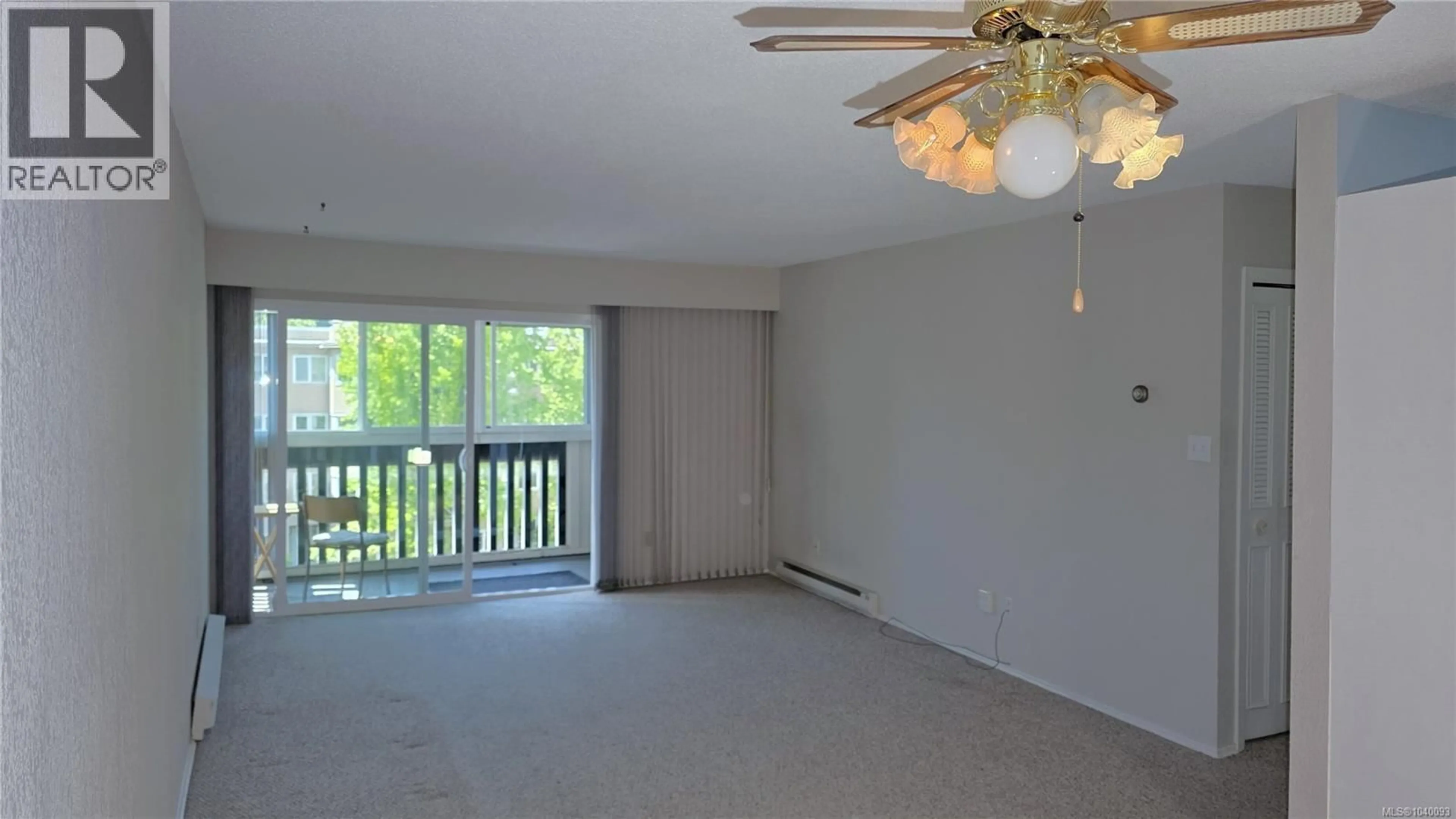 A pic of a room for 412 - 1525 HILLSIDE AVENUE, Victoria British Columbia V8T2C1