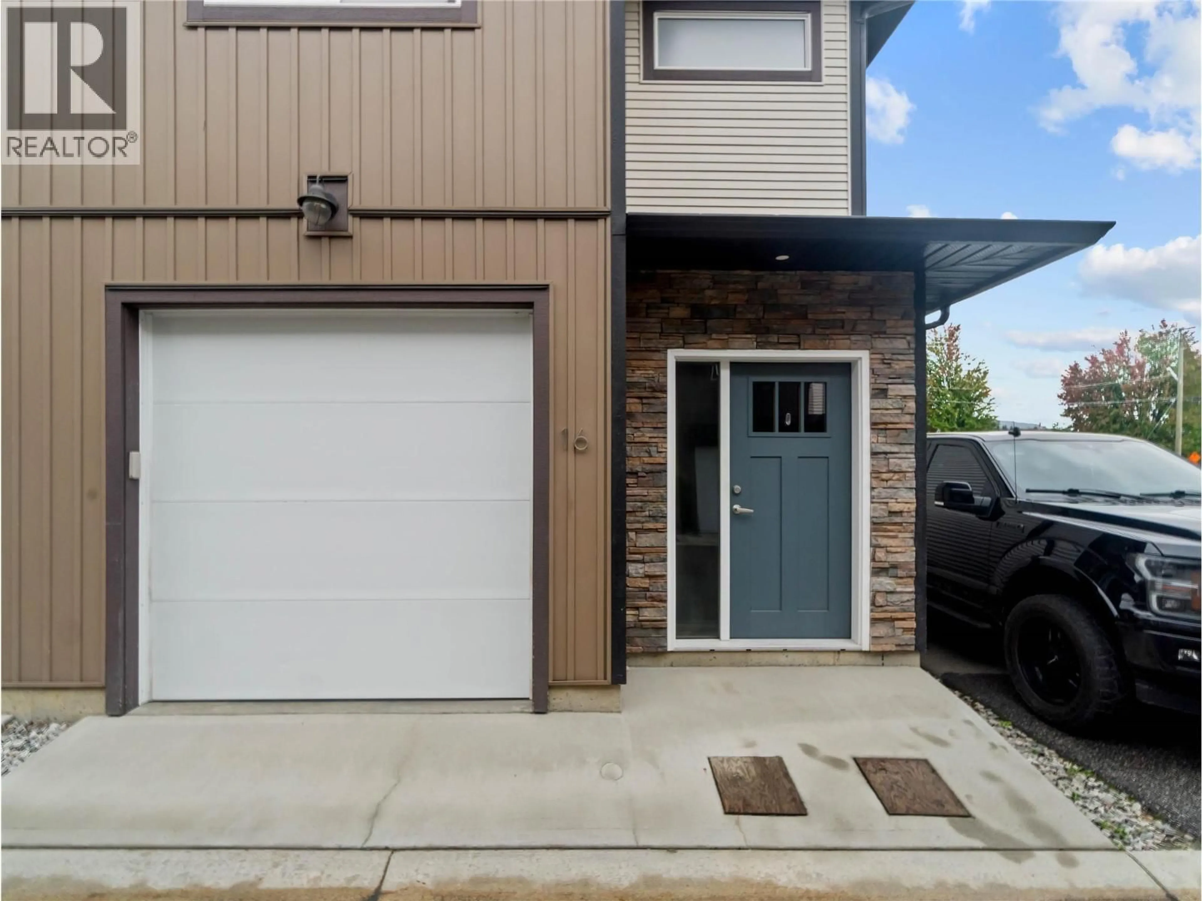 Unknown for 16 - 2081 11 AVENUE NORTHEAST, Salmon Arm British Columbia V1E0G1