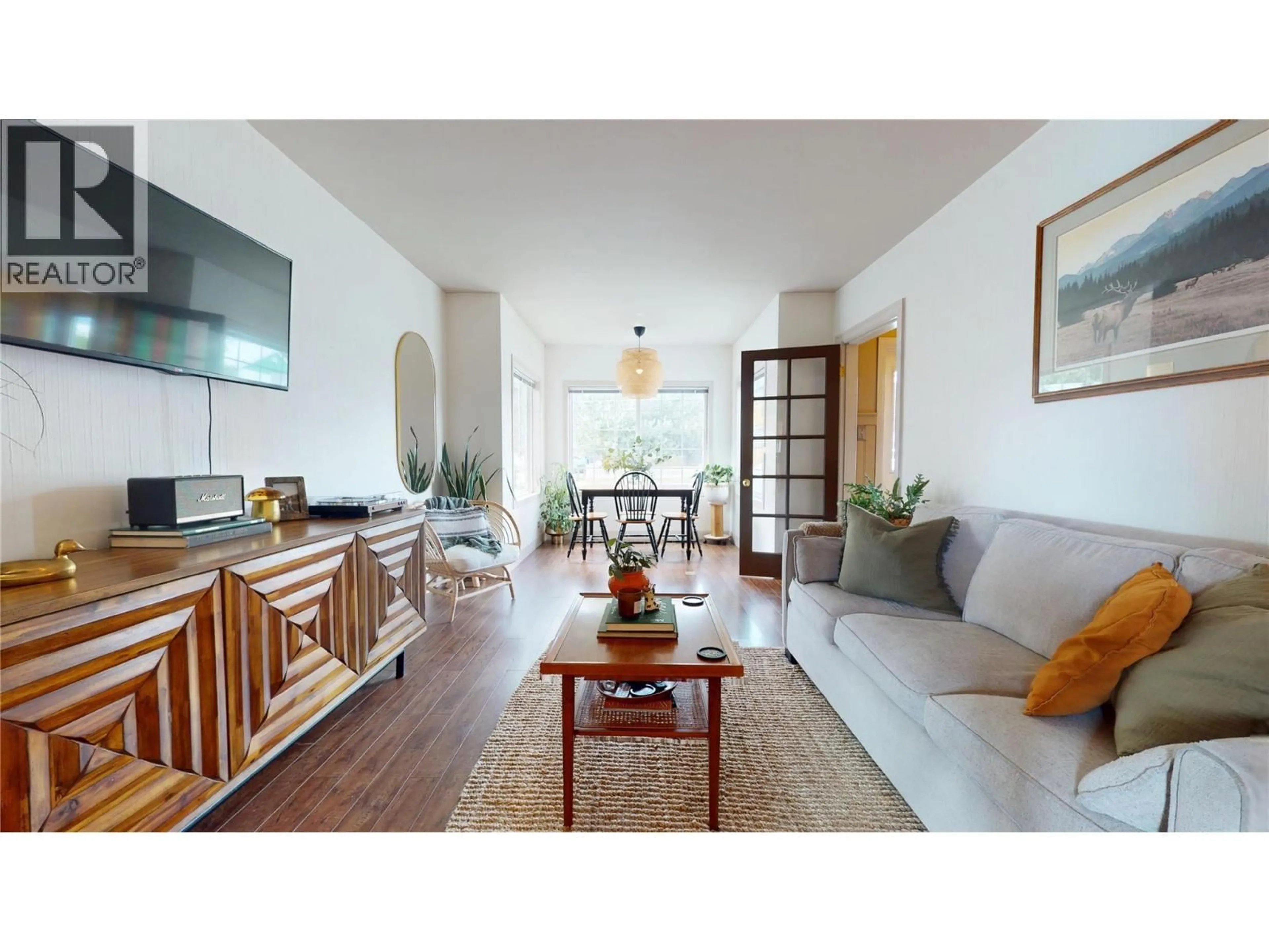 Living room with furniture, wood/laminate floor for 372 FORTIER STREET, Kimberley British Columbia V1A1N5