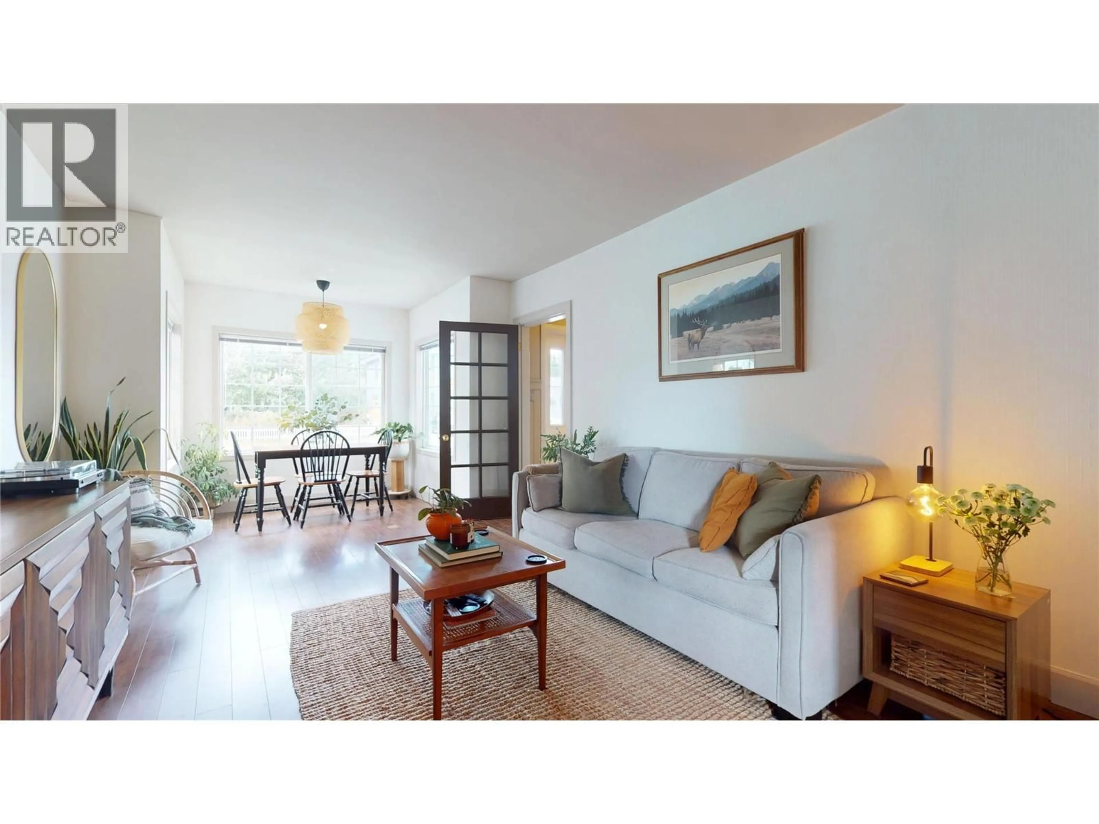 Living room with furniture, unknown for 372 FORTIER STREET, Kimberley British Columbia V1A1N5