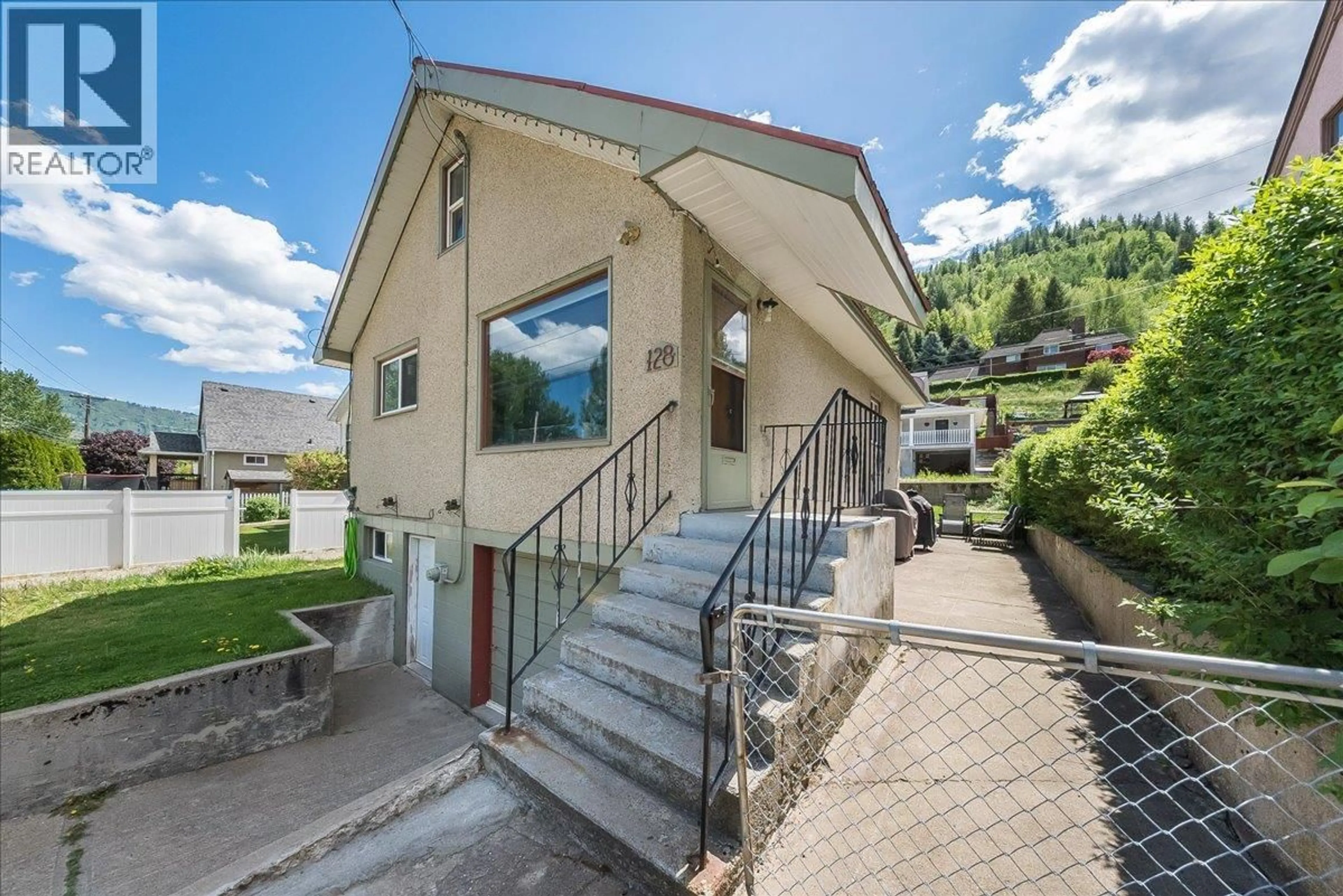 Patio, mountain view for 128 HAIG STREET, Warfield British Columbia V1R2L9