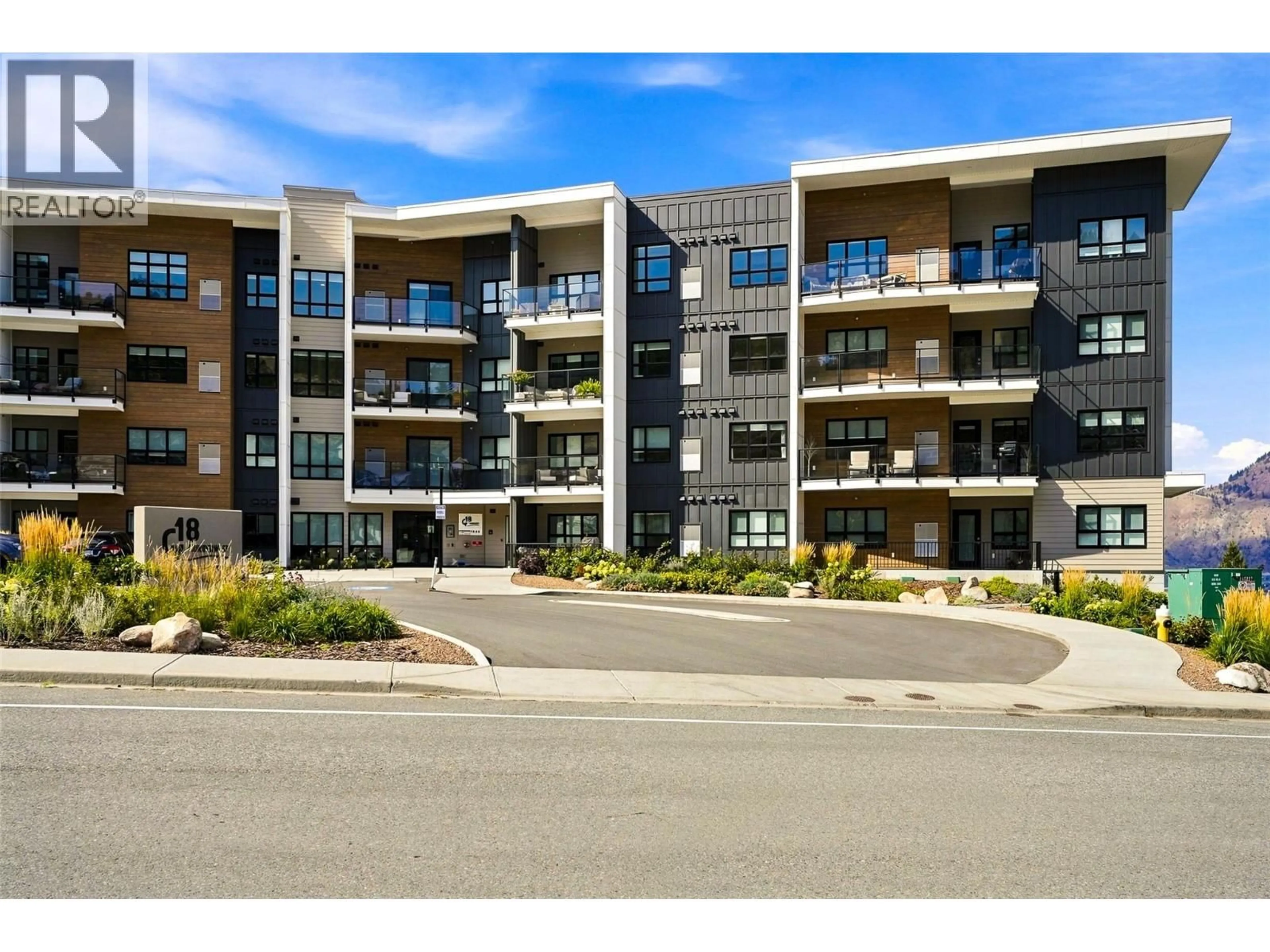 A pic from outside/outdoor area/front of a property/back of a property/a pic from drone, unknown for 308 - 1844 QU'APPELLE BOULEVARD, Kamloops British Columbia V2E0E8