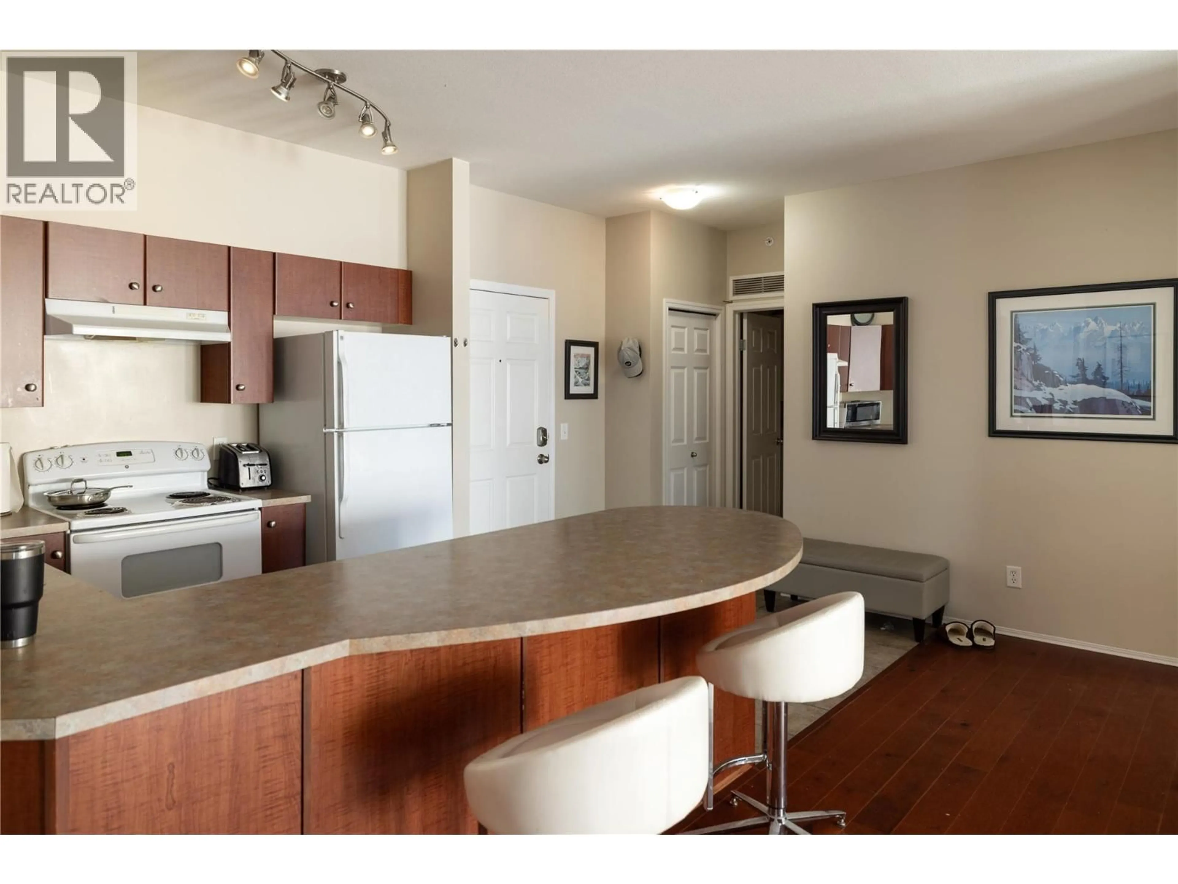 Standard kitchen, unknown for 2406 - 1873 COUNTRY CLUB DRIVE, Kelowna British Columbia V1V2W6