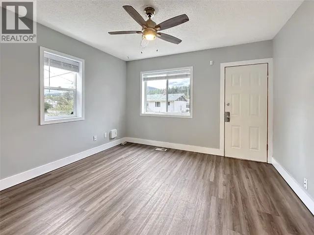 569 AUBURN CRESCENT, Princeton 5