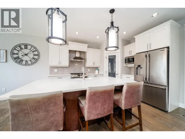 2588 PARAMOUNT DRIVE, West Kelowna 5