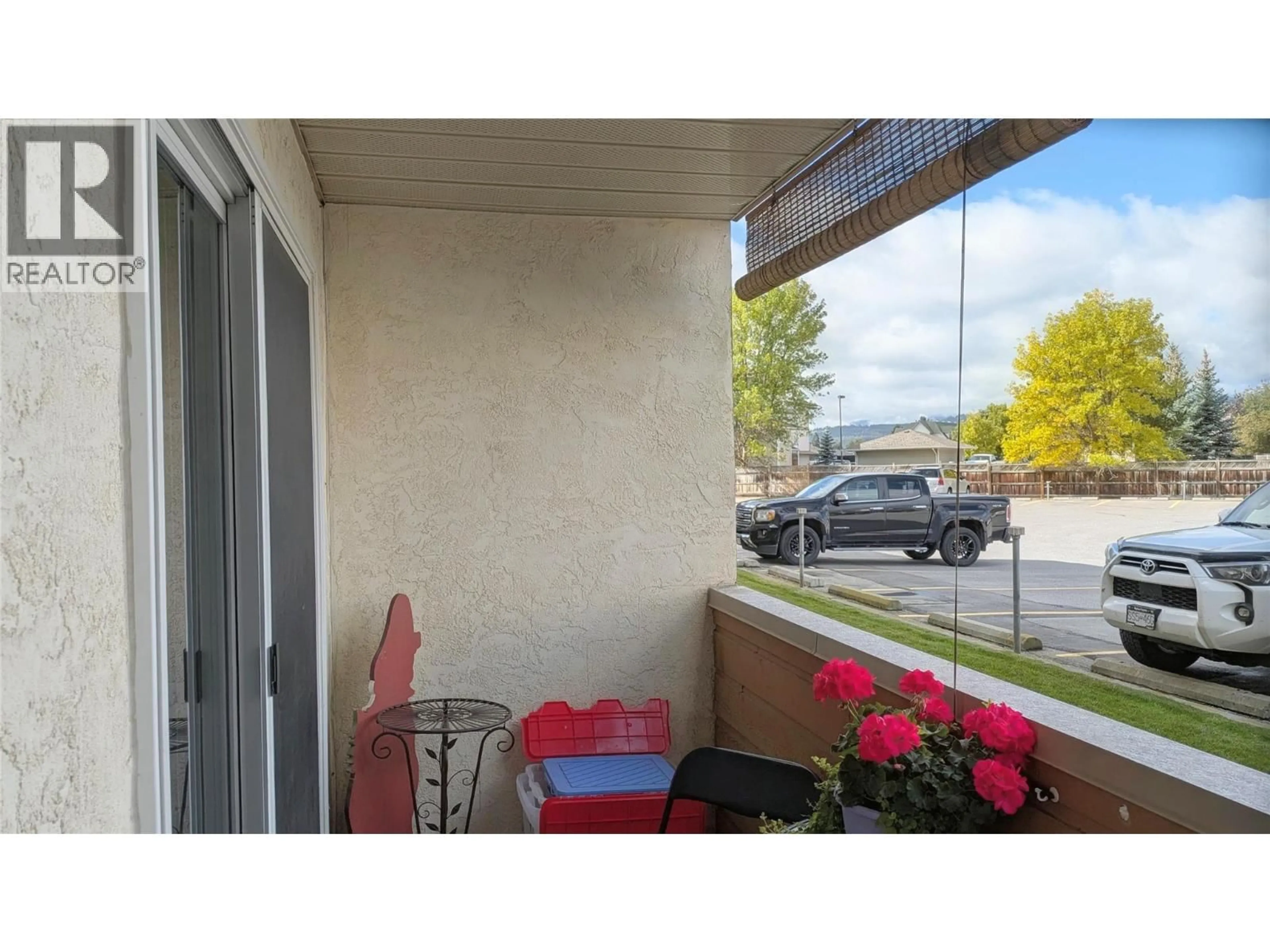 Patio, street for 106 - 2515 12TH STREET SOUTH, Cranbrook British Columbia V1C5X3