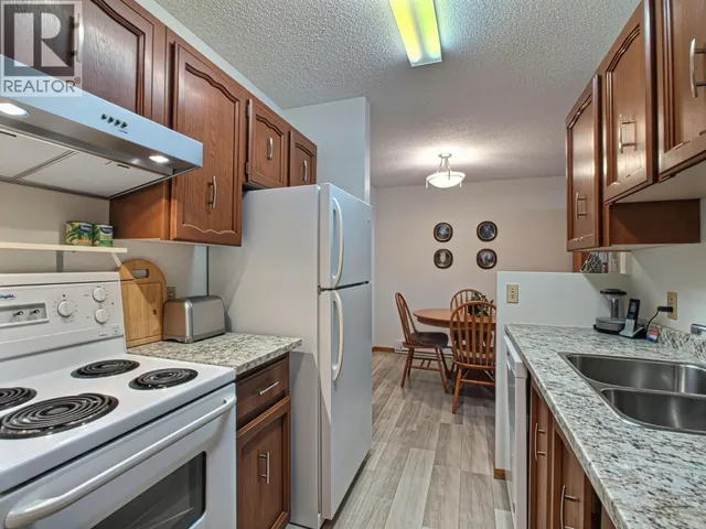 106 - 2515 12TH STREET SOUTH, Cranbrook 5