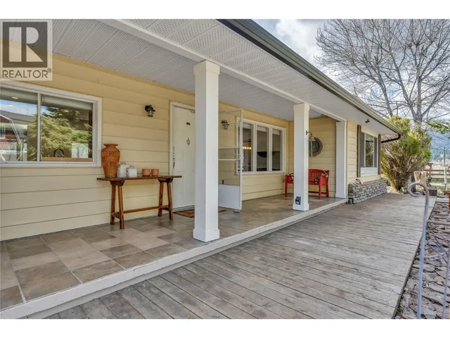 212 CARR CRESCENT, Oliver 3