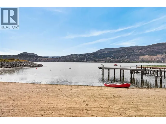 998 MANHATTAN DRIVE, Kelowna 5