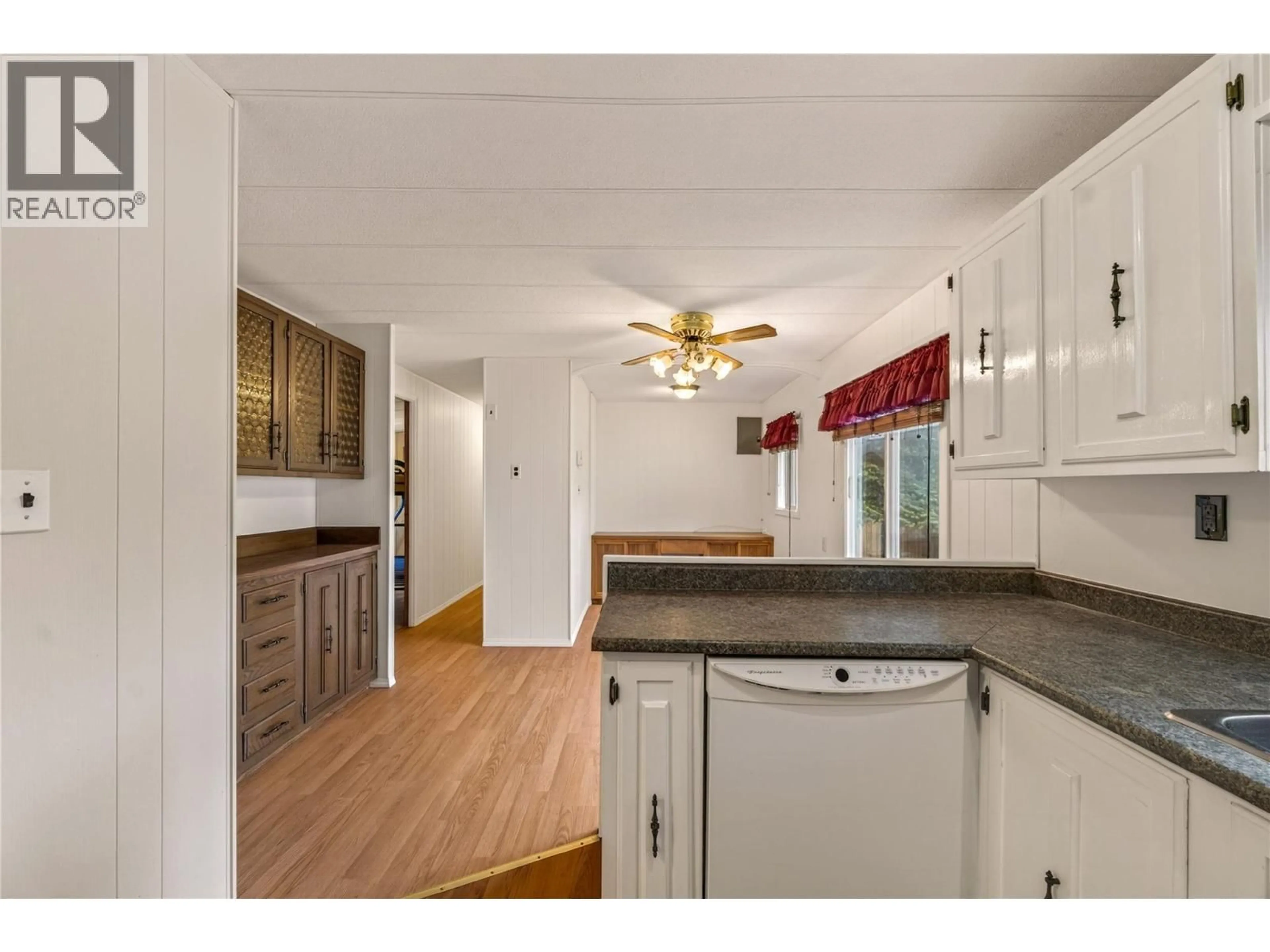 Unknown for 207 - 197 DAUPHIN AVENUE, Penticton British Columbia V2A3S3